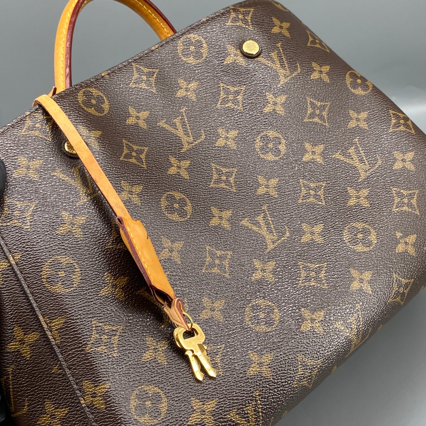 Louis Vuitton Monogram Montaigne MM Handbag