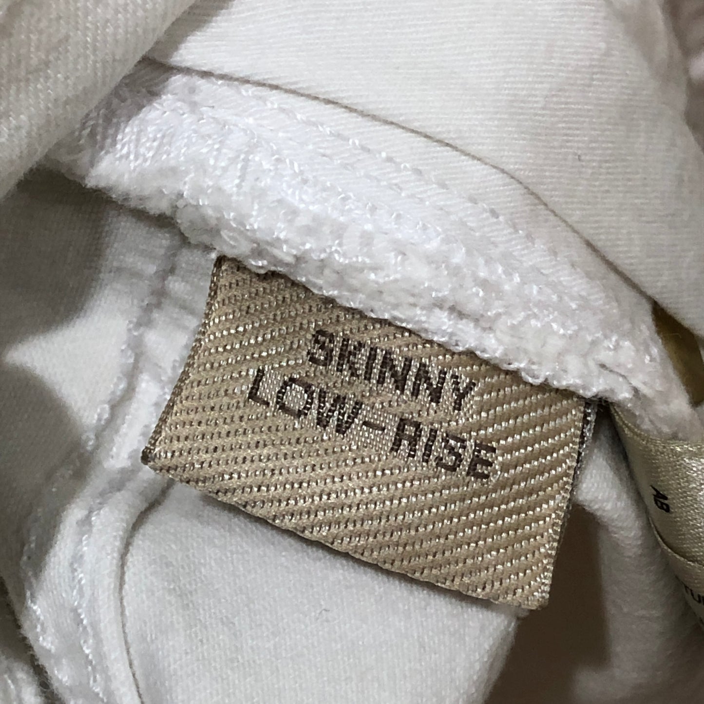 Burberry White Low Rise Skinny Jeans W 27