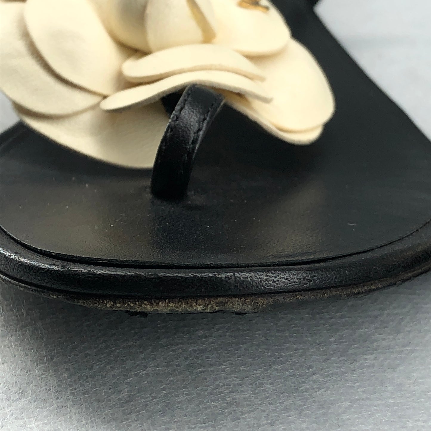 Chanel Women's Camellia Thong Flat Sandals Size 37.5 Black