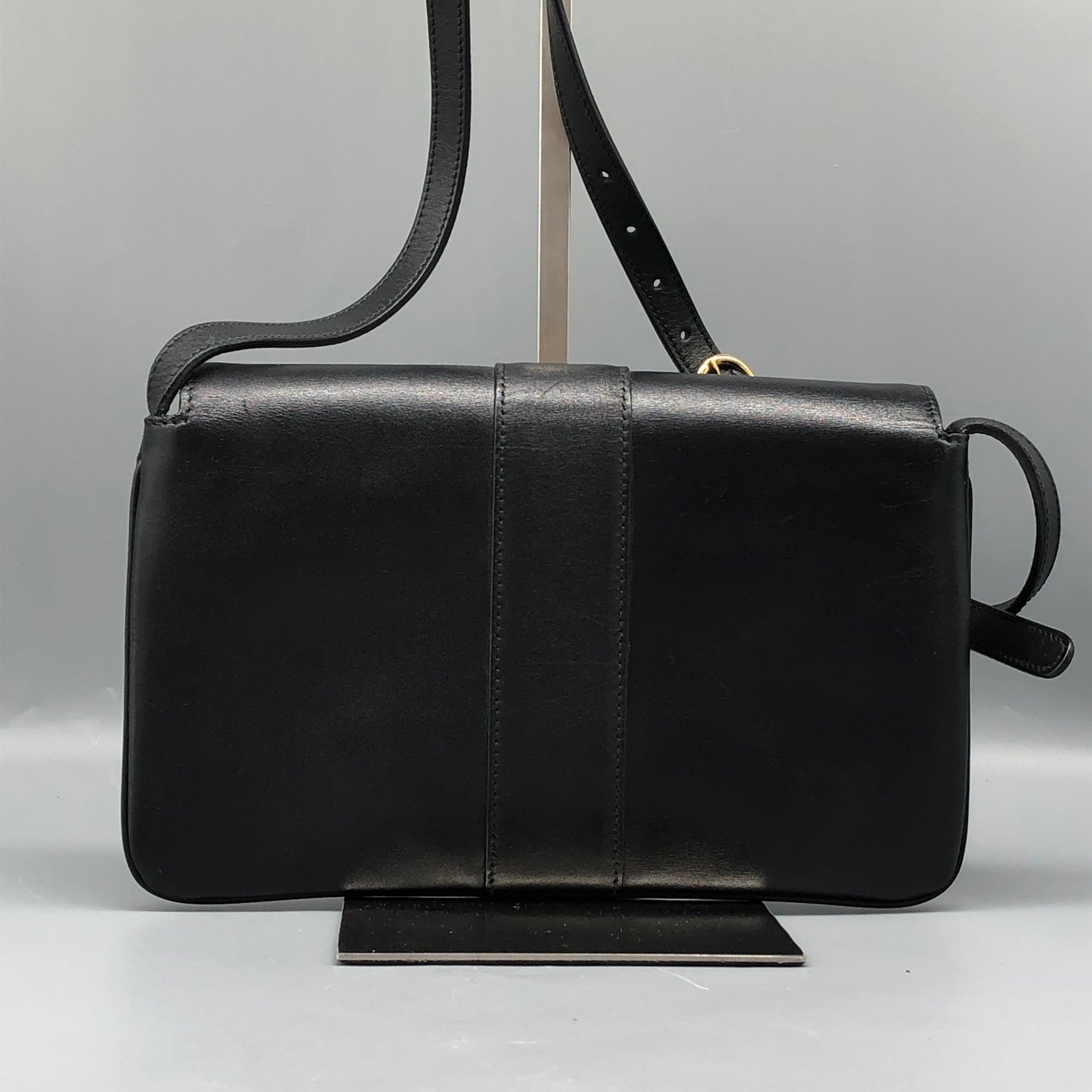 Gucci Interlocking G Leather Shoulder Bag 24*14cm Black