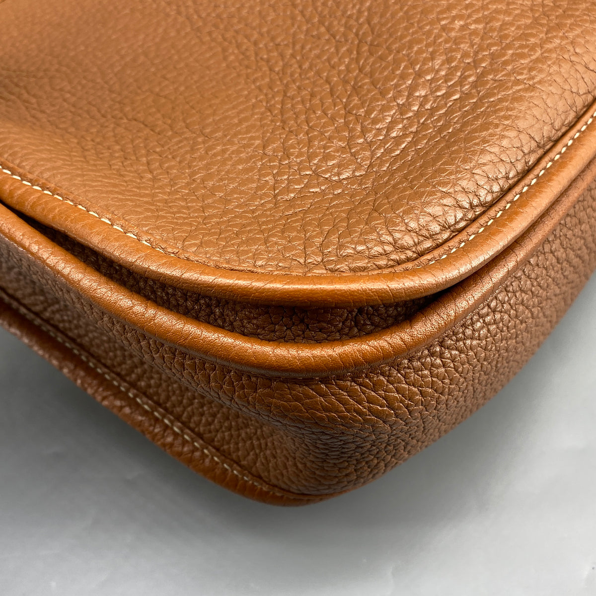 Hermes 2010 Evelyne 29 Shoulder Bag Gold