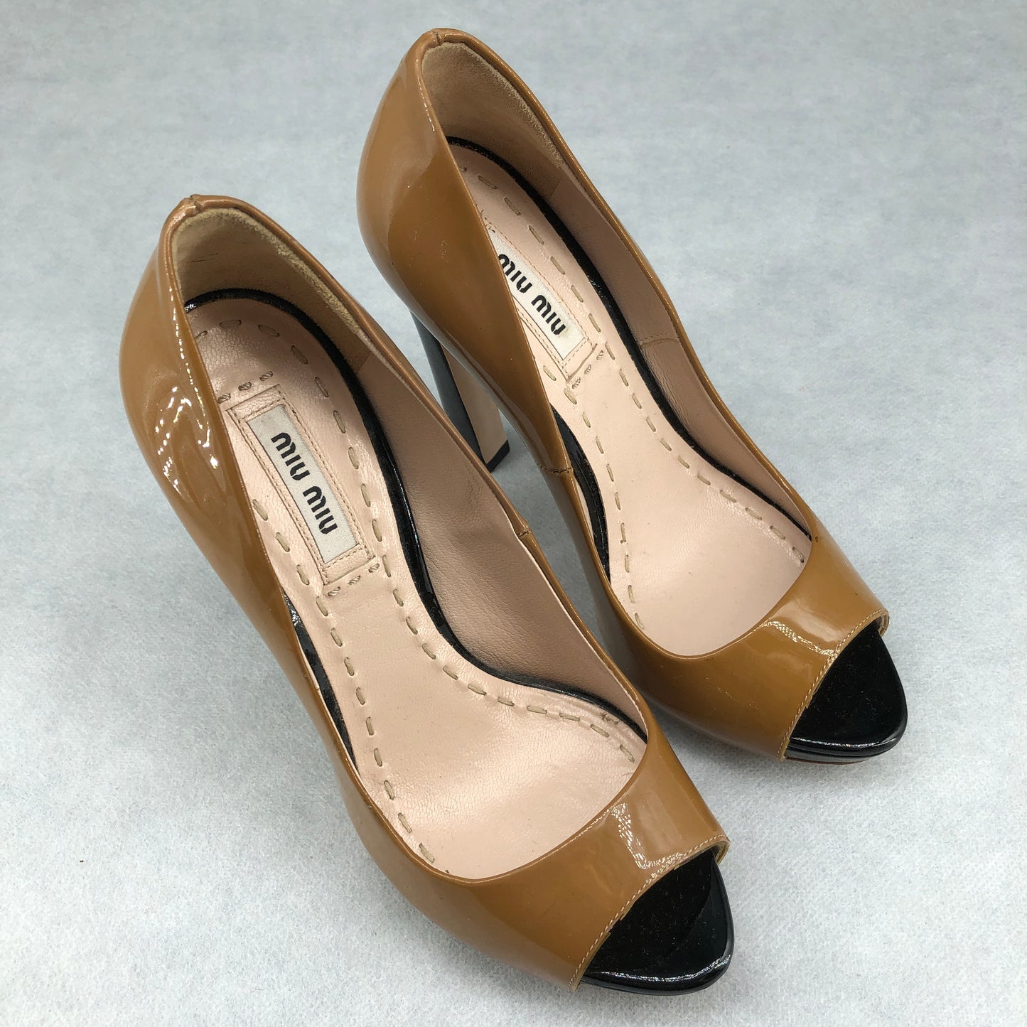 Miu Miu Women's Peep-Toe Patent Leather Pumps 35.5 Caramel