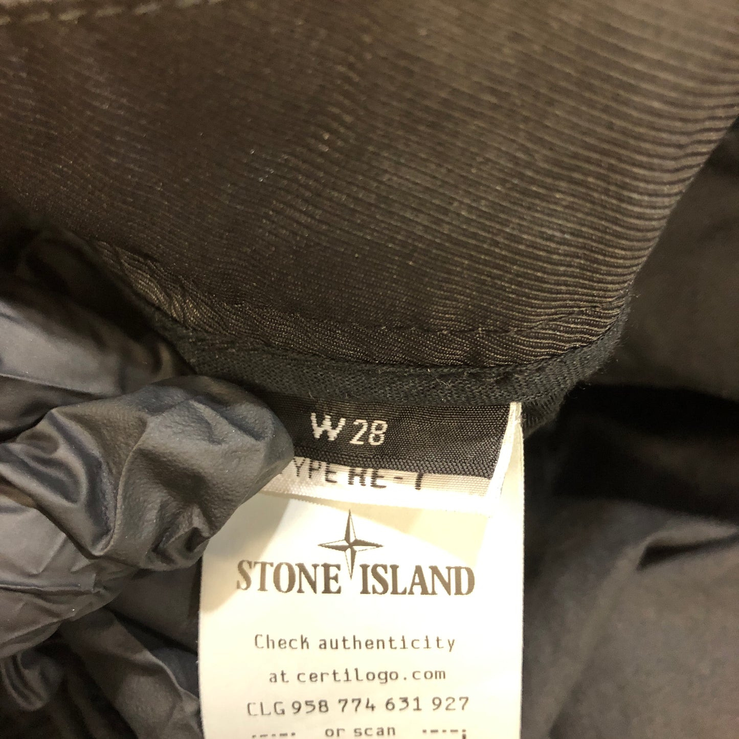Stone Island Cargo Pants Size W28 Black