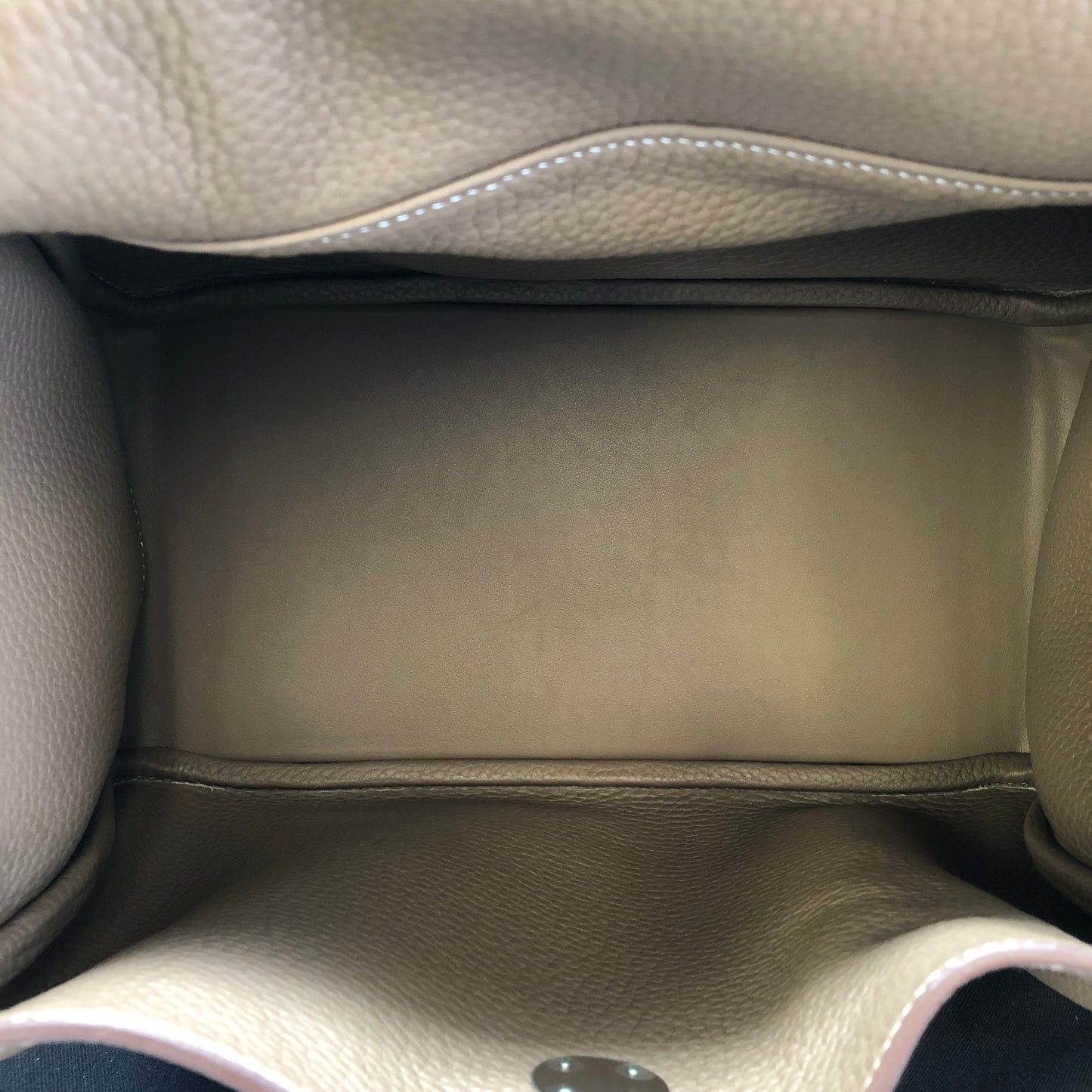 Hermes Lindy 30 Bag Etoupe