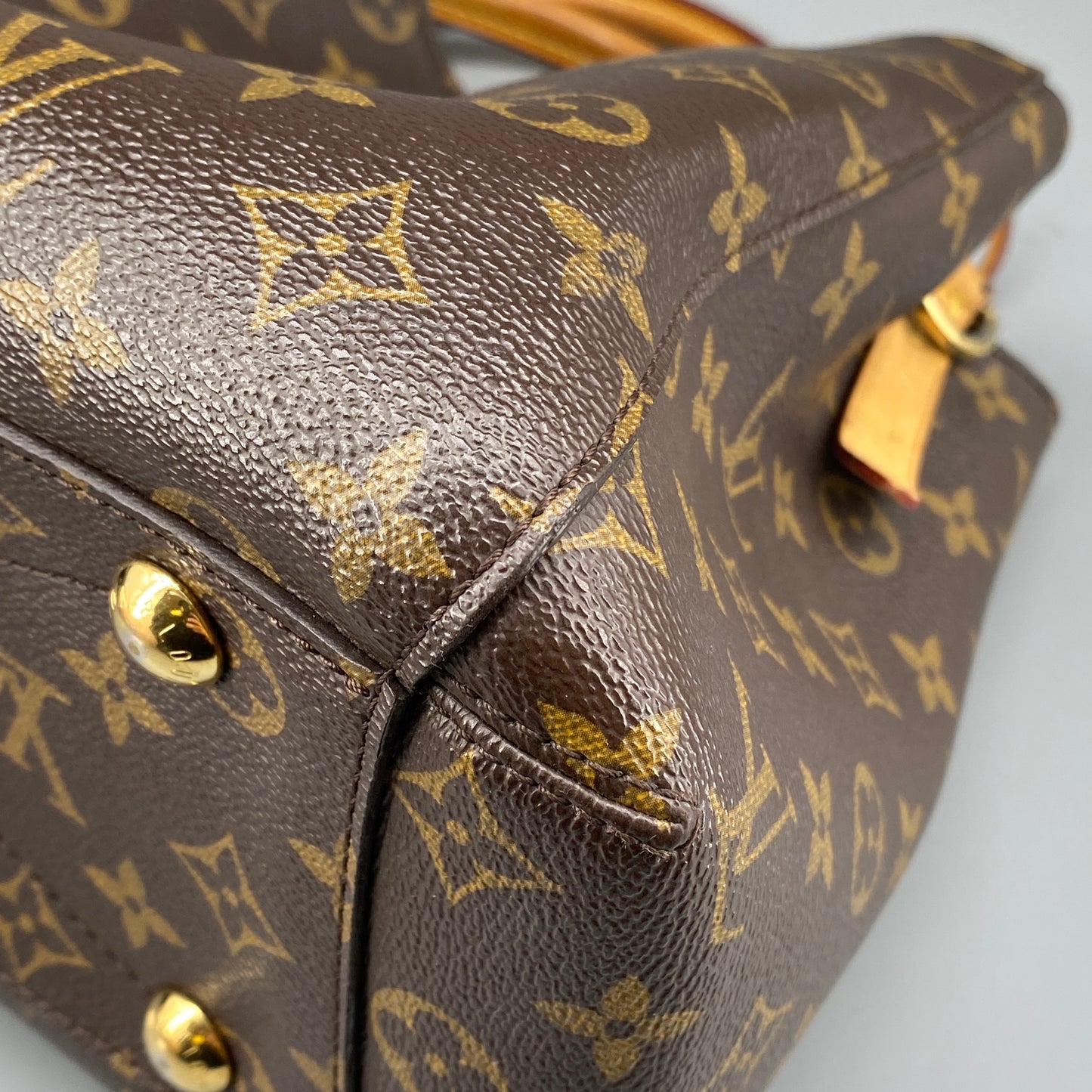 Louis Vuitton Monogram Montaigne MM Handbag