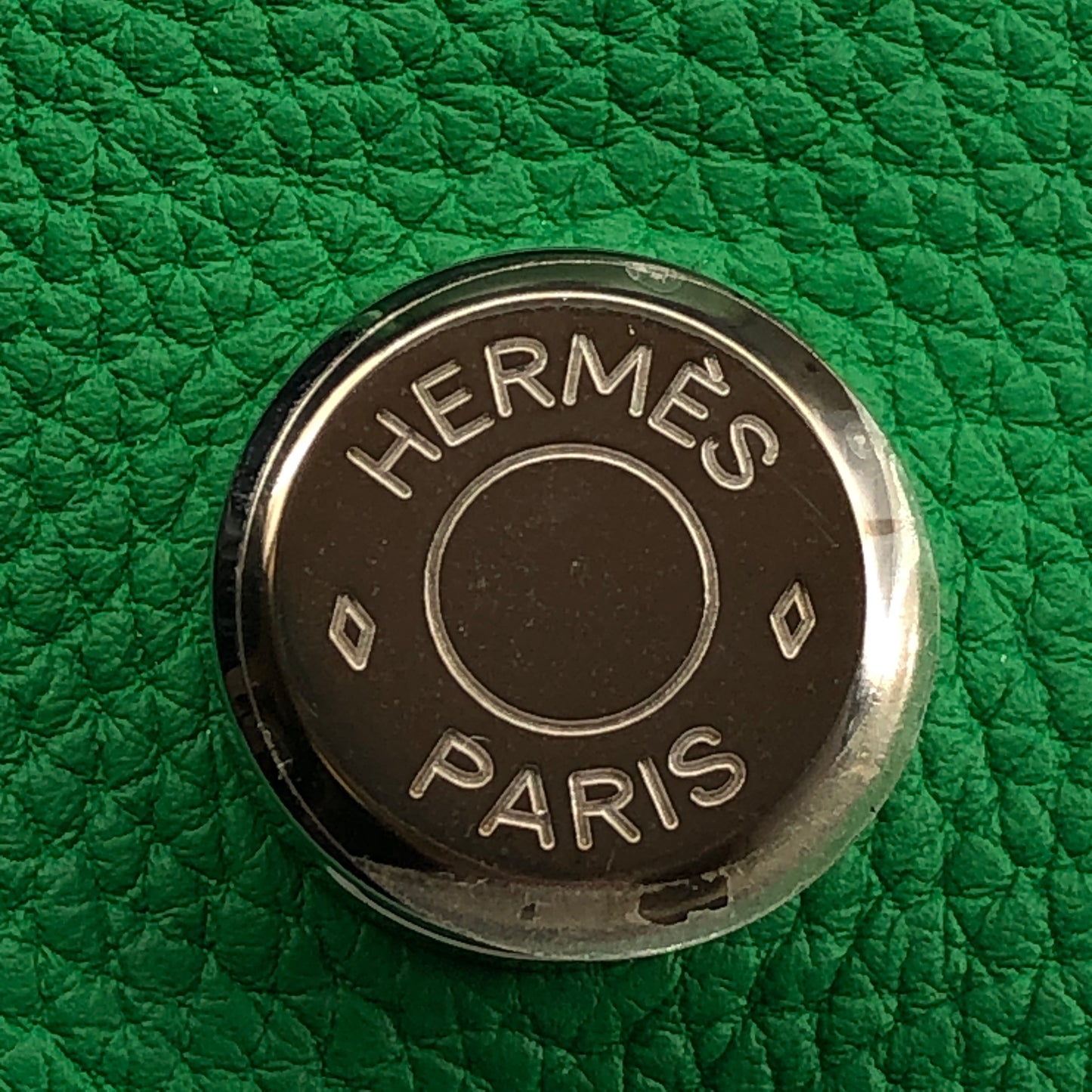 Hermes 2016 Dogon Compact Wallet  Green Togo Leather