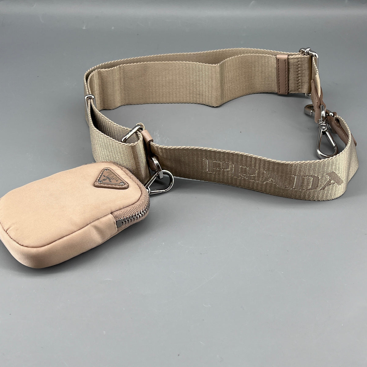 Prada Light brown Re-Edition 2005 Crossbody Bag