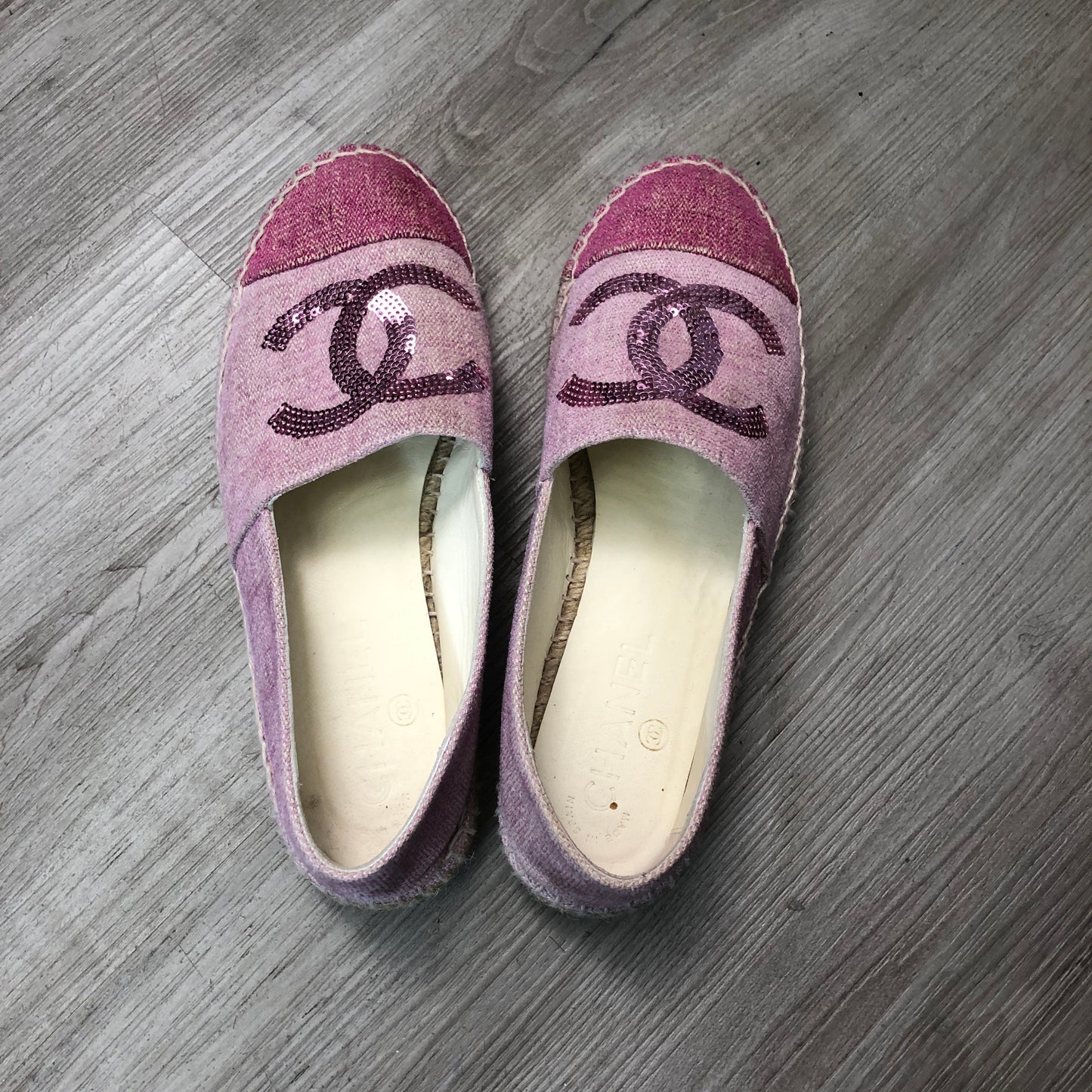Chanel Pink Glitter Fabric CC Logo Espadrille Flat Shoes 36