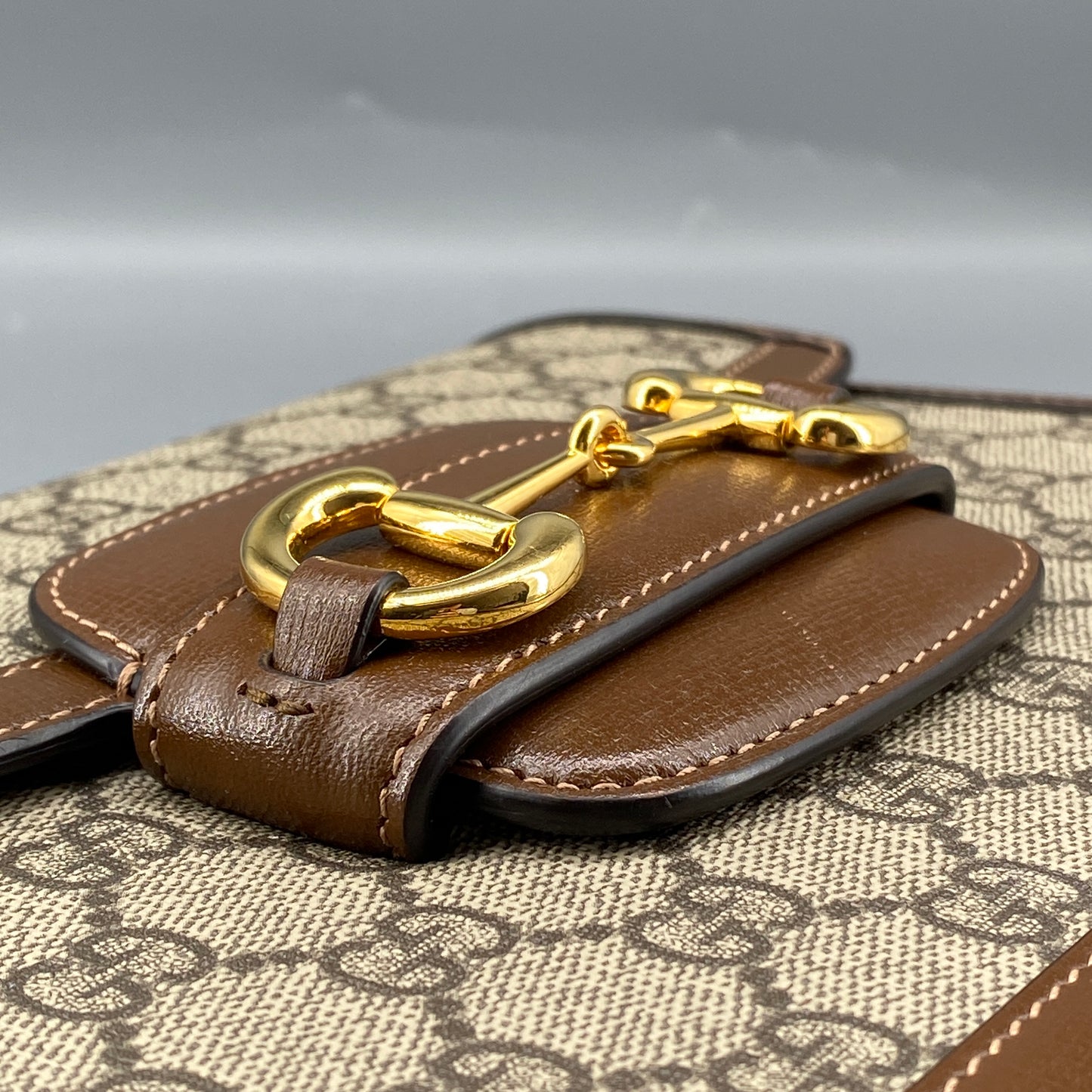 Gucci Beige & Caramel GG Supreme Horsebit 1955 Shoulder Crossbody Bag