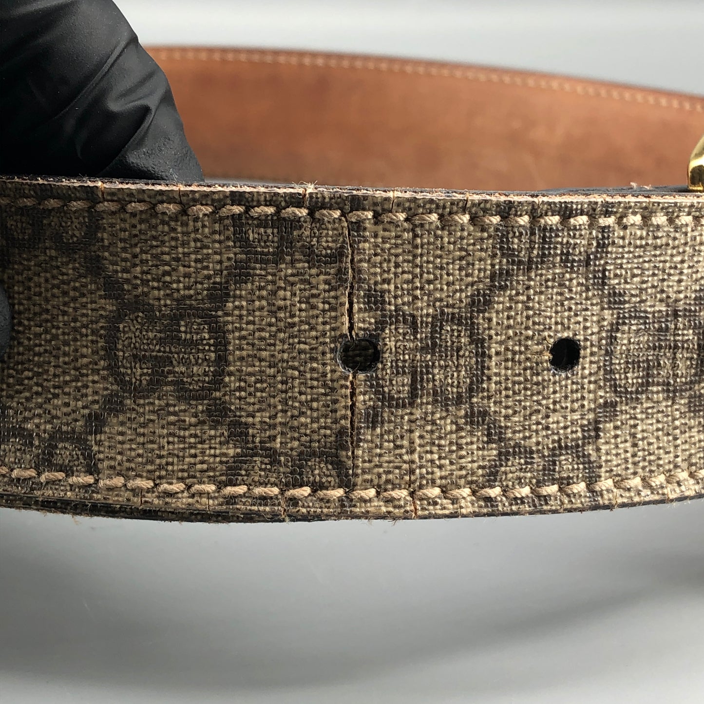 Gucci Beige GG Supreme Canvas Gold Buckle Belt Size 85cm