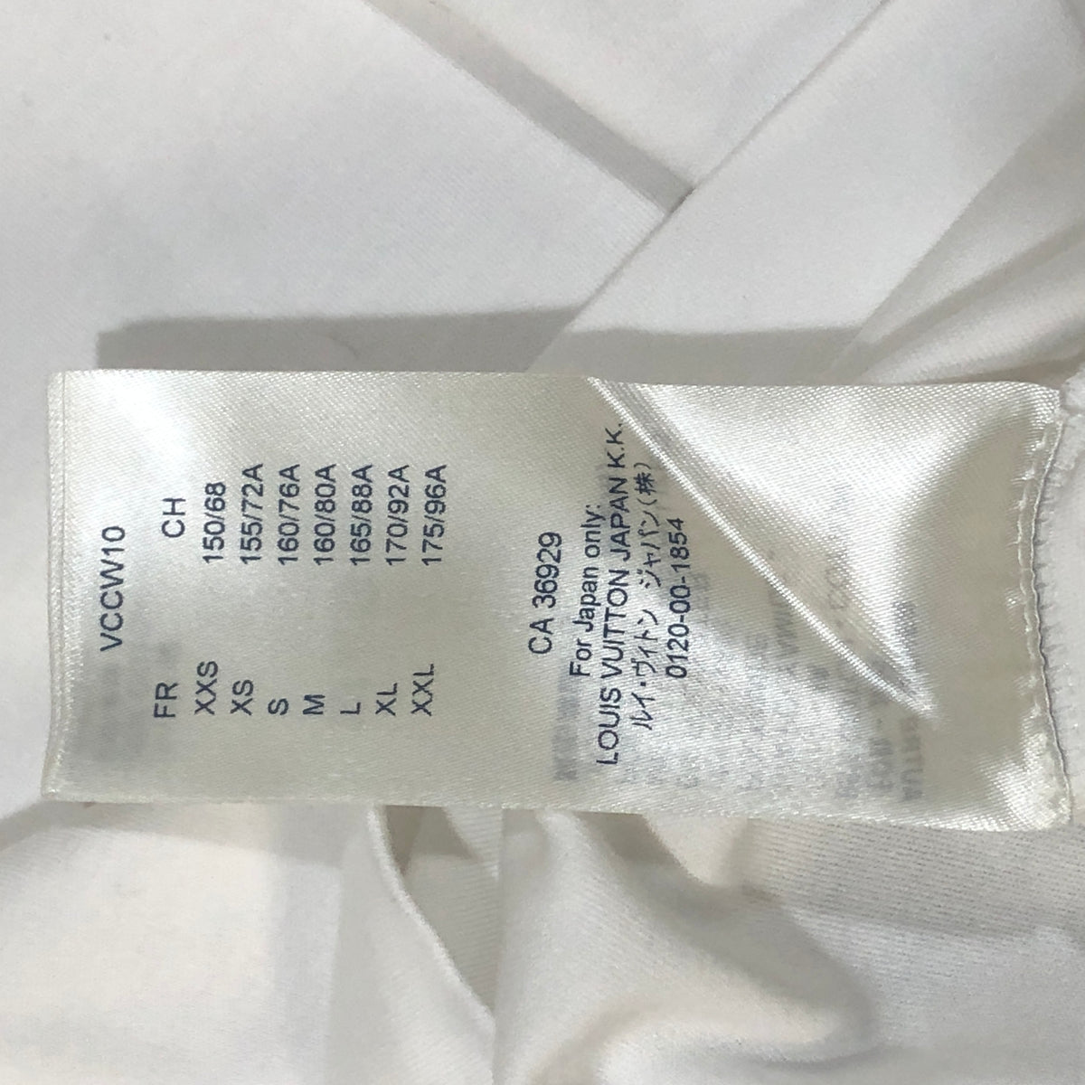Louis Vuitton White Heart Applique T-shirt Size M