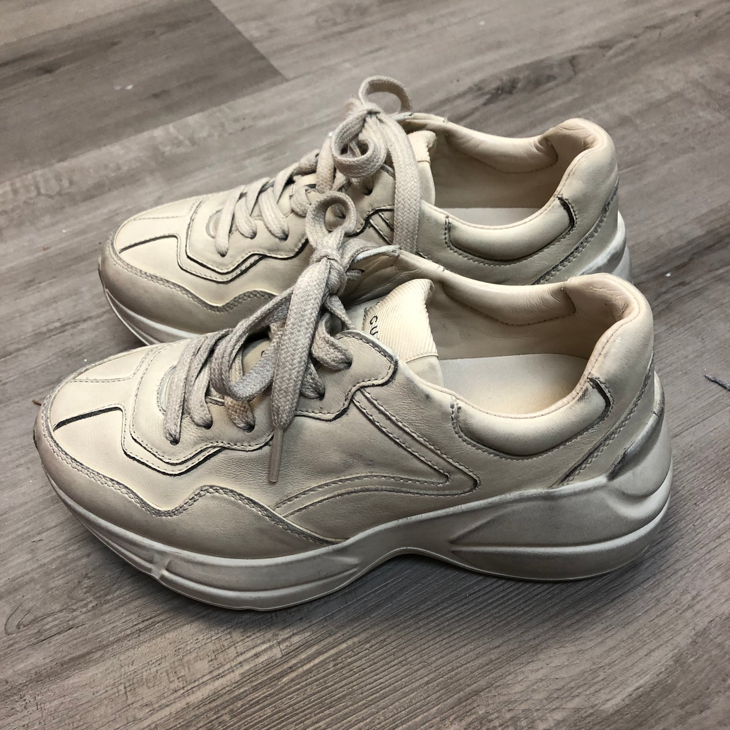 Gucci Women's Ivory Rhyton Distressed Sneakers Size 34.5