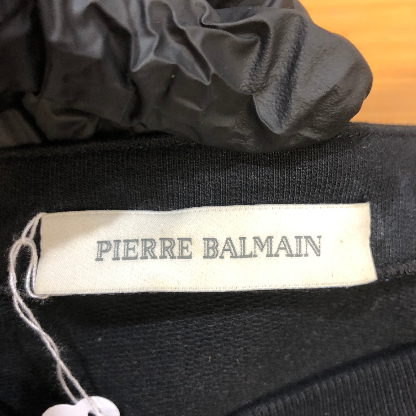 Pierre Balmain Logo Sweatshirt Size 40 Black/Gold