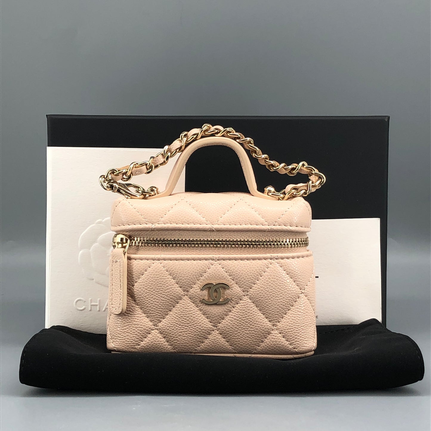 Chanel Caviar Quilted Top Handle Slim Vanity With Chain Beige/Nude