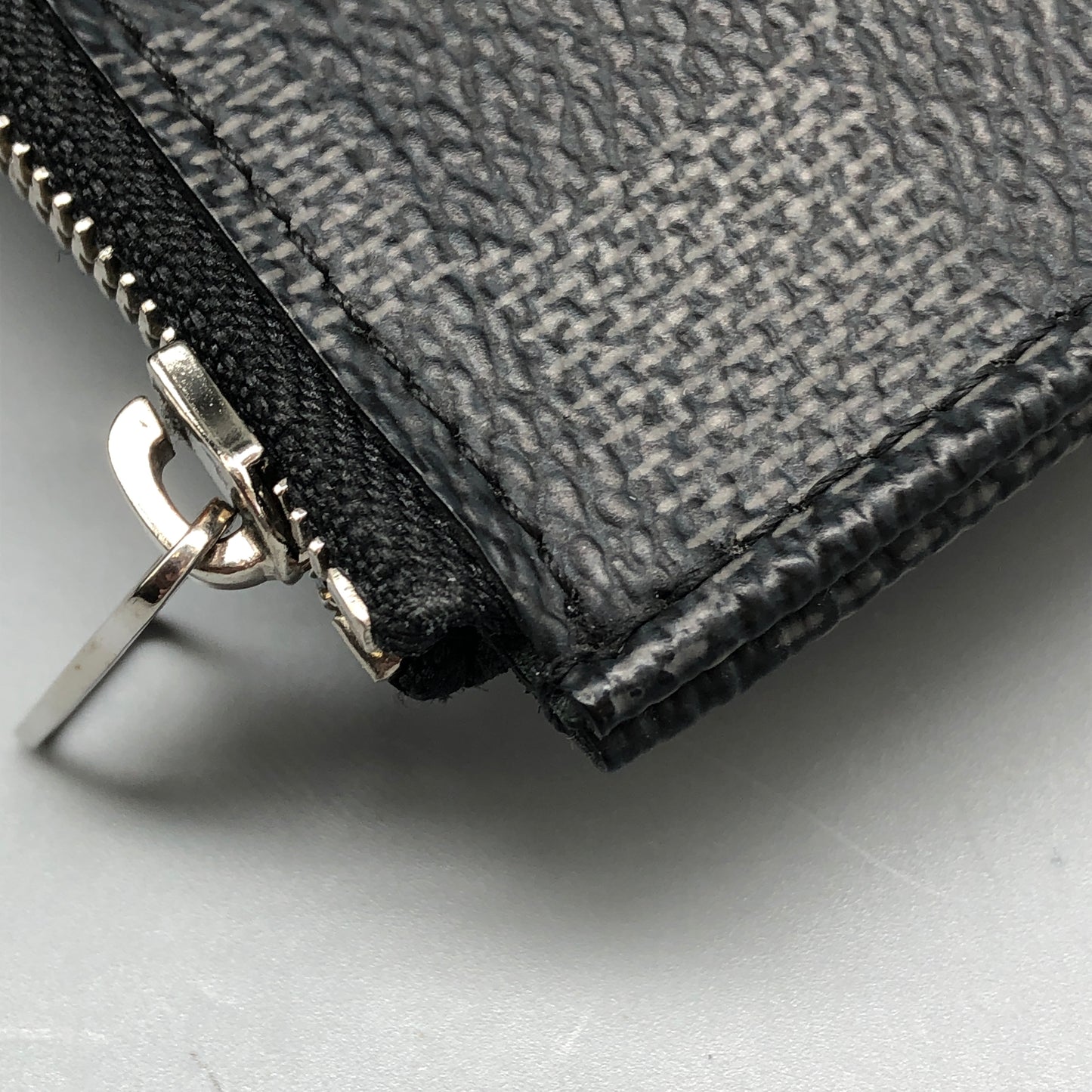 Louis Vuitton Damier Graphite Zipped Wallet Black