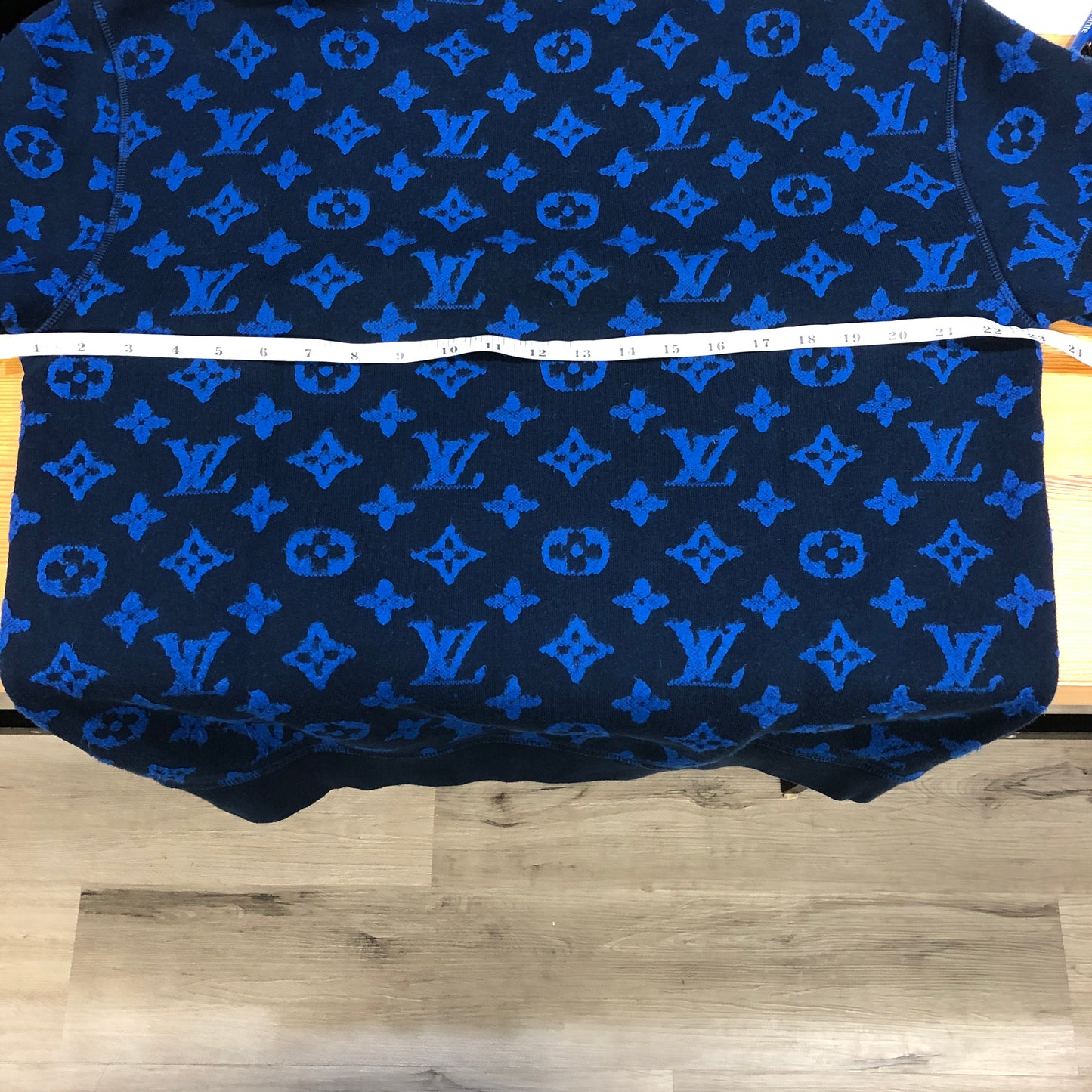 Louis Vuitton Monogram Crewneck Sweater Size M Black/Blue