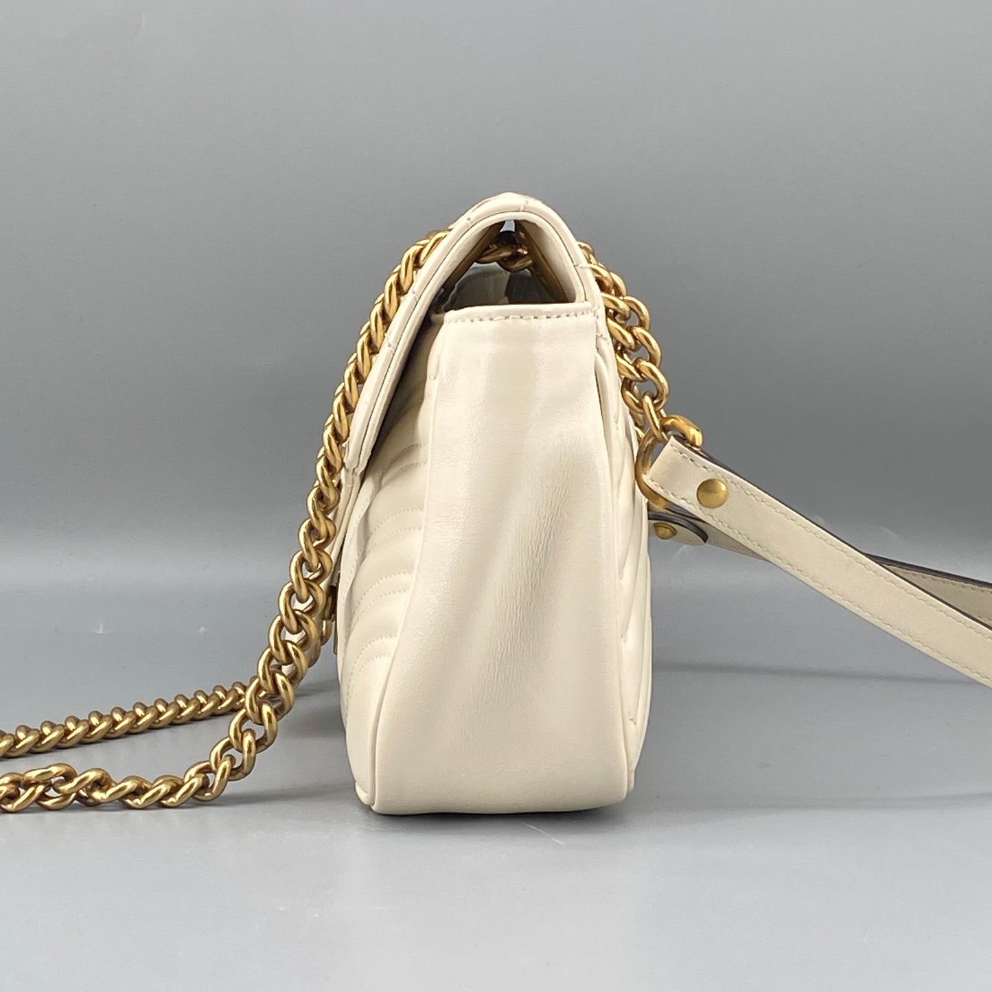 Gucci Cream GG Marmont Chevron Quilted Shoulder Bag