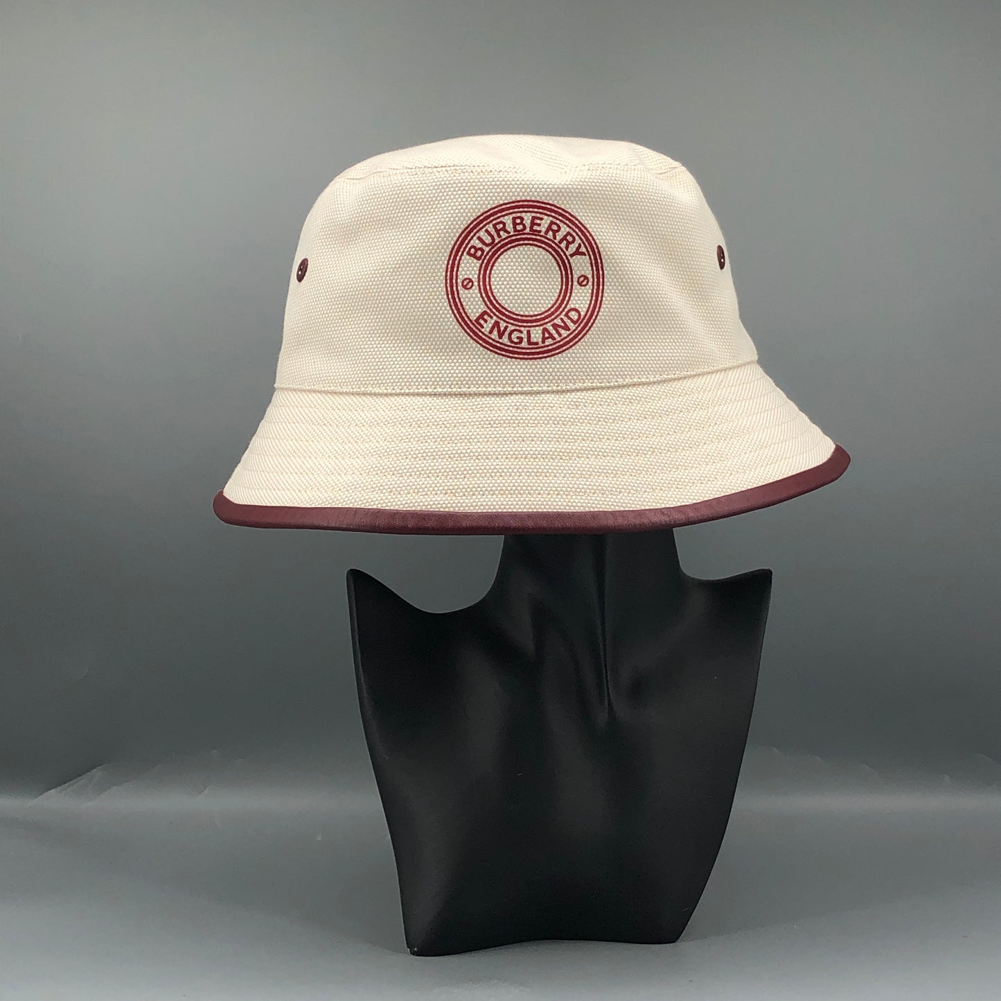 Burberry Cream Wine Red Trim Circle Logo Bucket Hat Size L(59cm)
