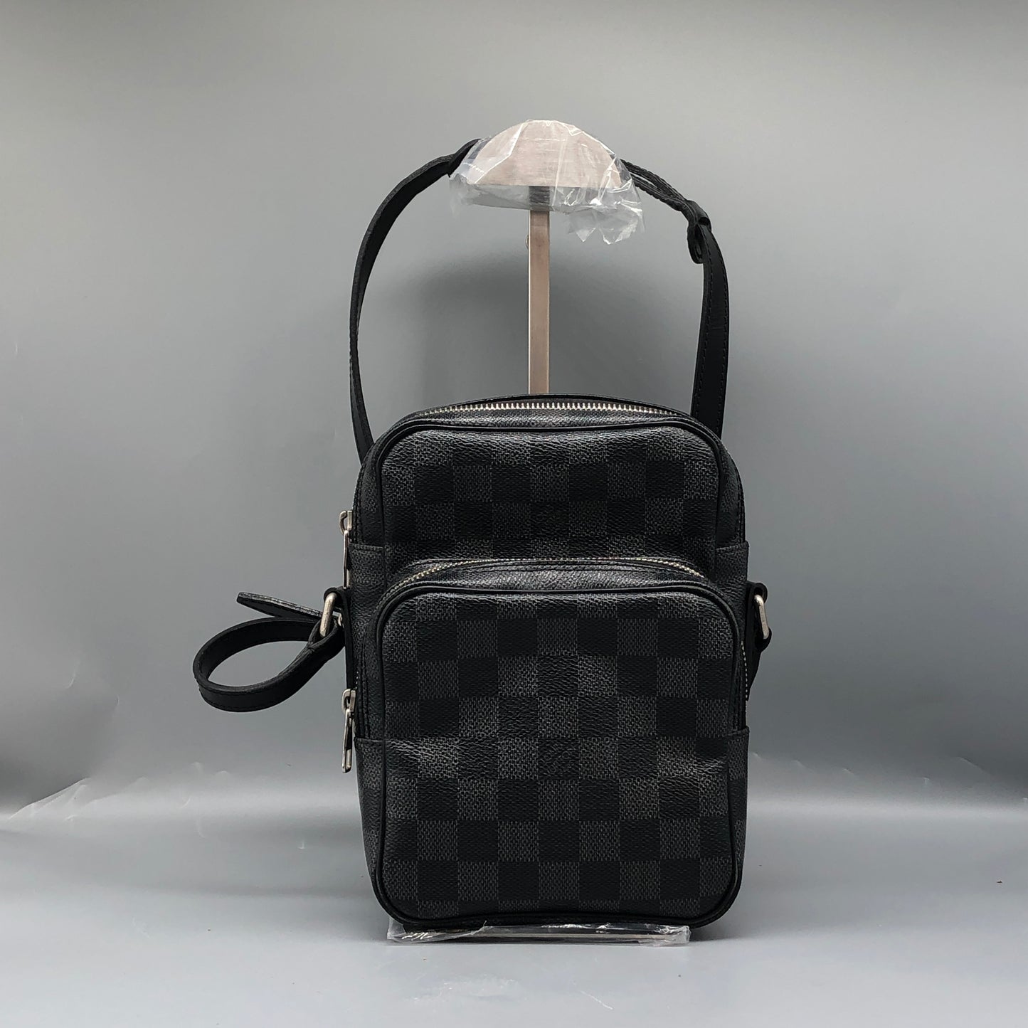 Louis Vuitton Damier Graphite Black Camera Bag