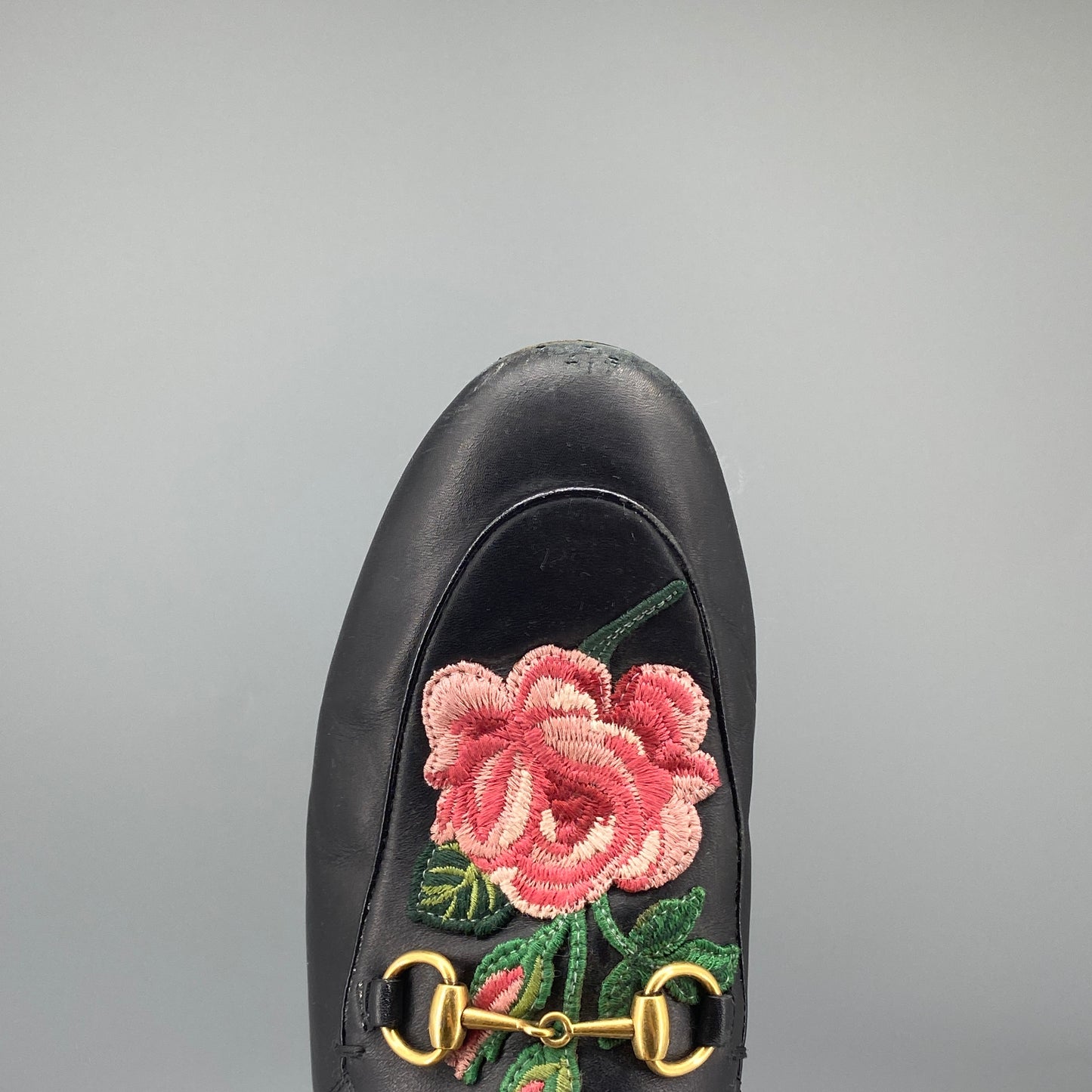 Gucci Women’s Black Leather Floral Embroidery Mule Loafer Shoes
