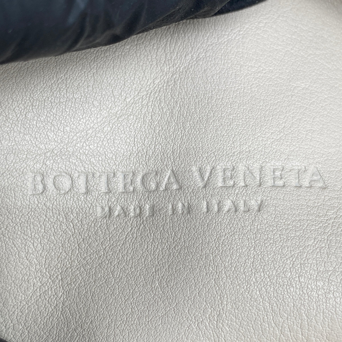 Bottega Veneta Pouch Bag Cream Leather