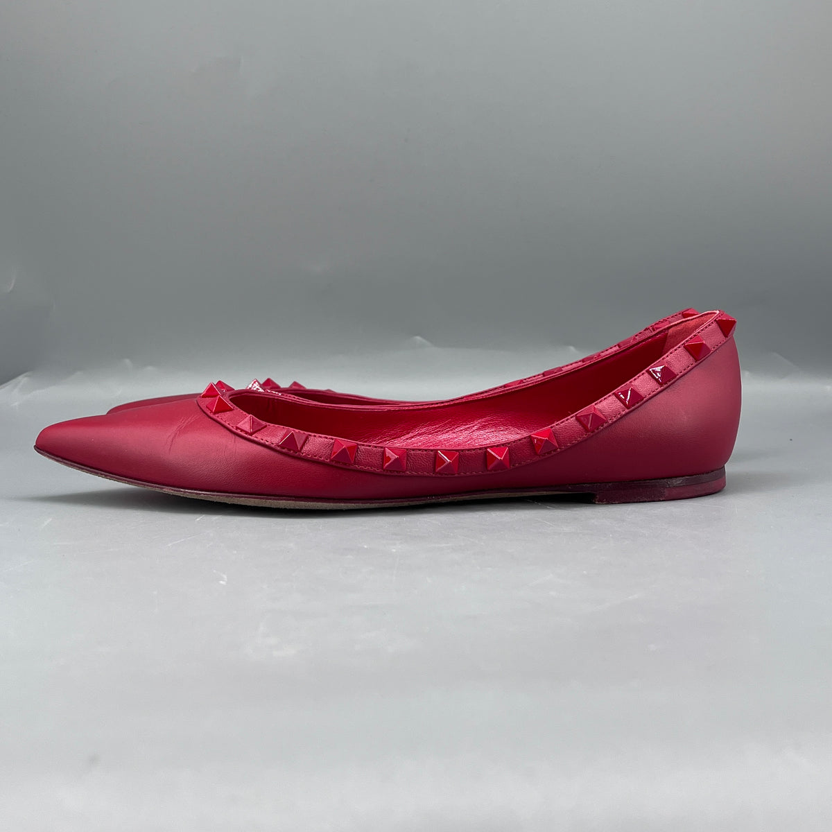 Valentino Red Leather Rockstud Pointed Toe Pumps size 37