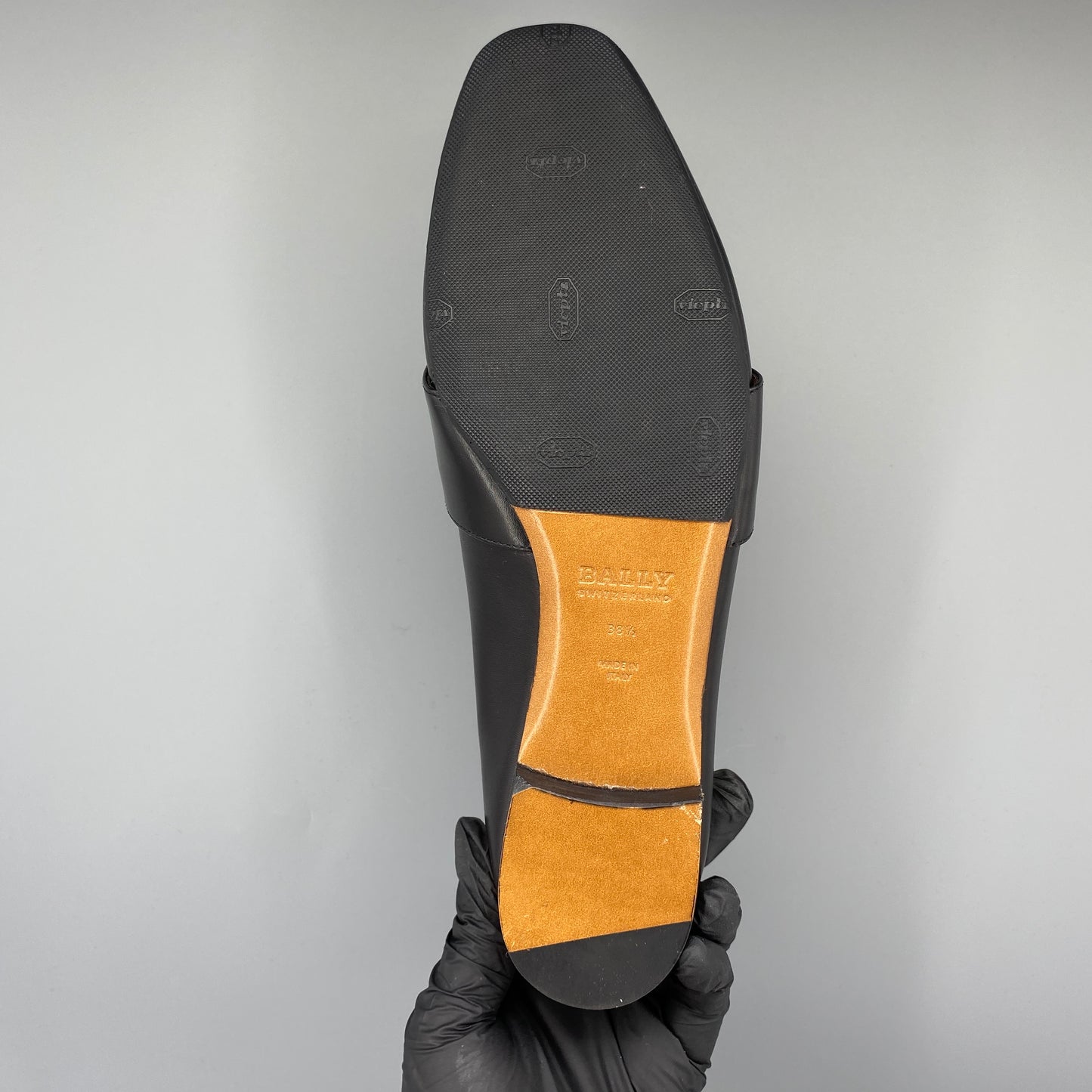 Bally Women's Black Leather Square Buckle Slip-On Loafer Flats Size 38.5