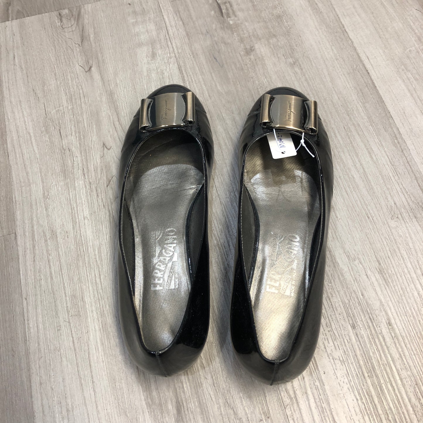 Salvatore Ferragamo Vara Bow Patent Leather Flats US 8B black