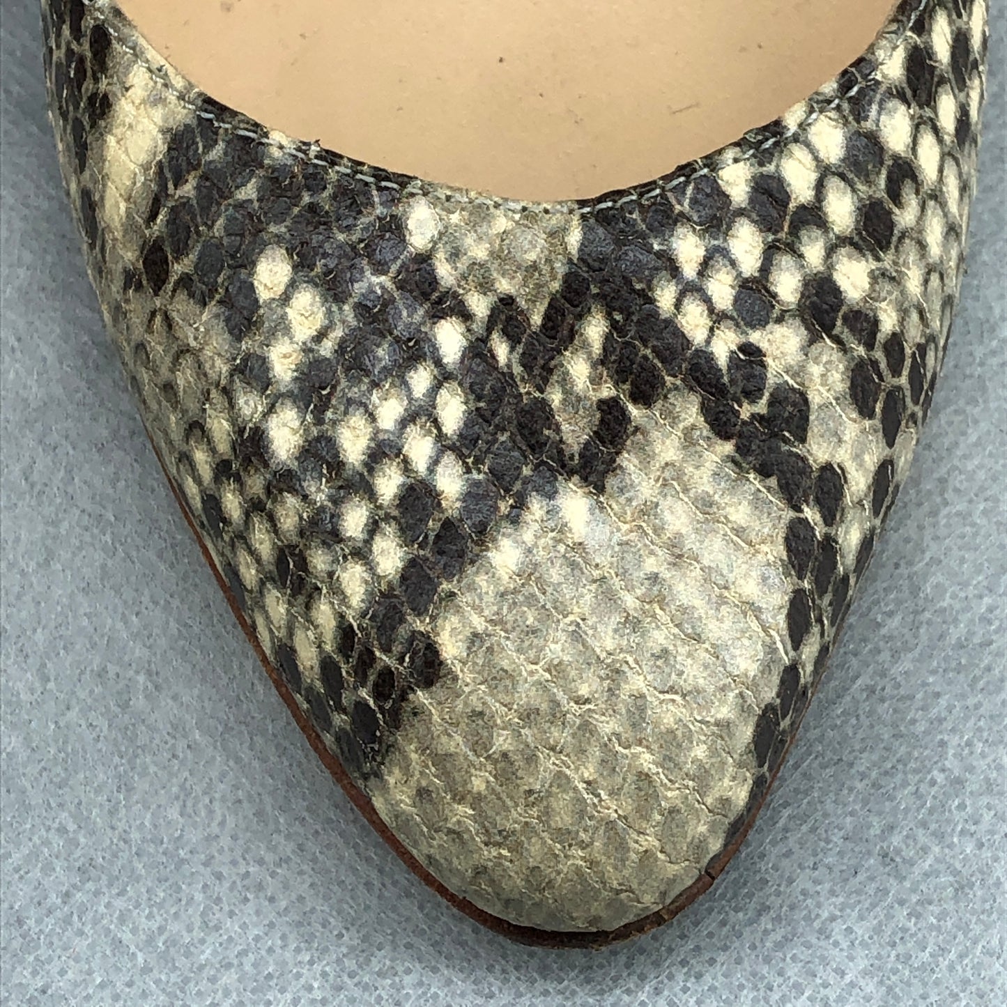 Jimmy Choo Genuine Snake Skin Pointed Stiletto Pumps 35