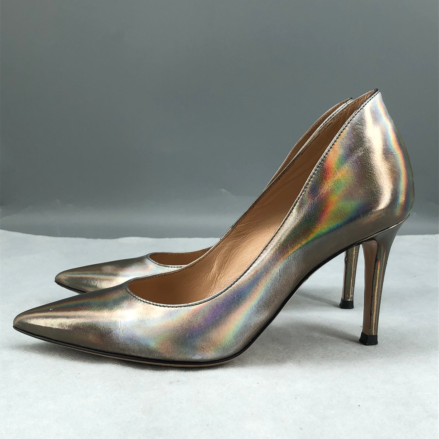 Gianvito Rossi Rainbow Silver Metallic Pointed Stiletto Pumps 35.5