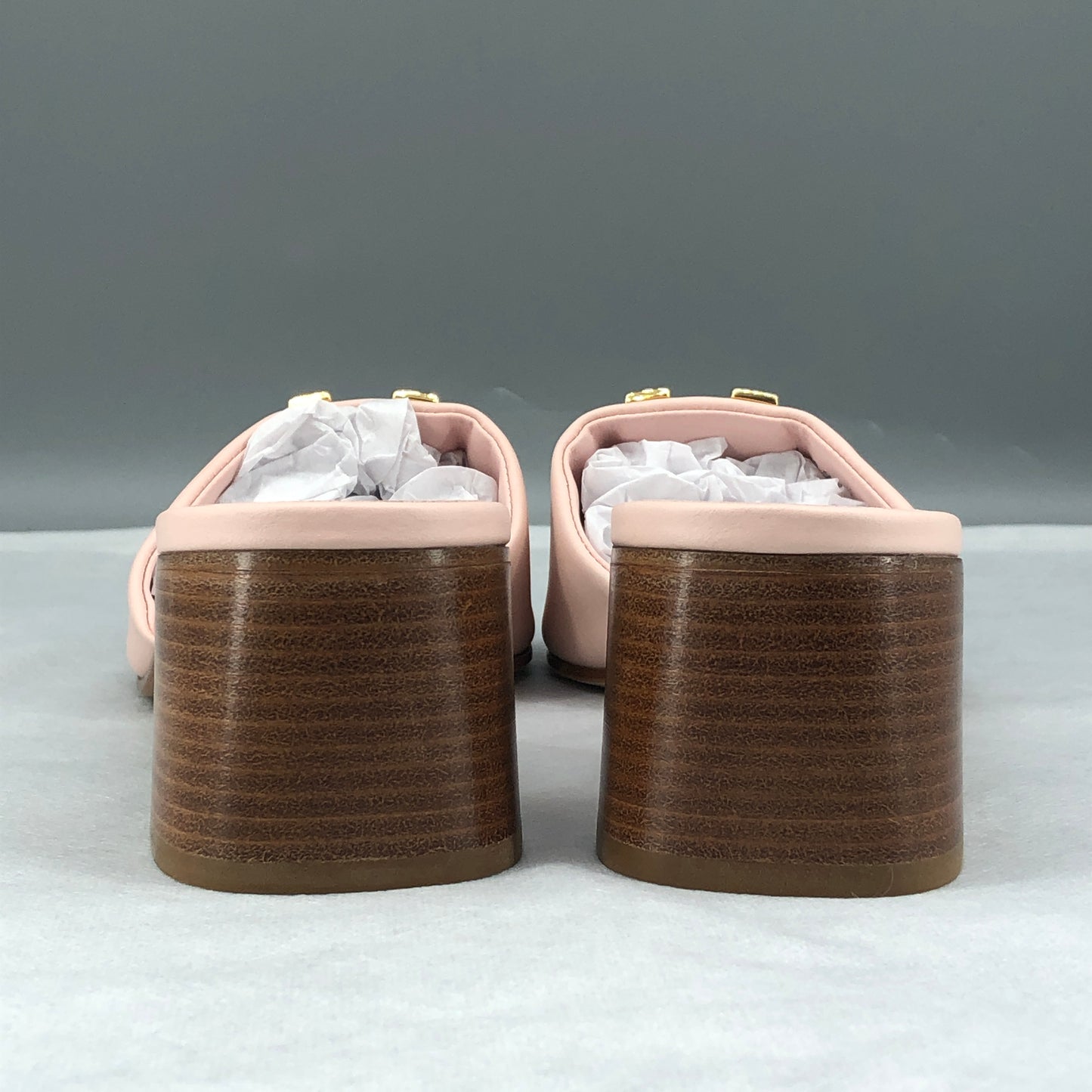 Louis Vuitton Blush Pink Leather V Logo Block Heel Slide Sandals Size 40