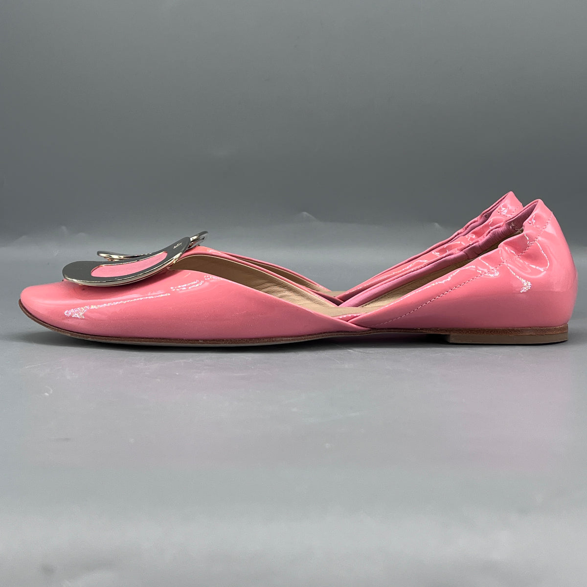 Roger Vivier Candy Pink Patent Leather Ballet Flats size 37