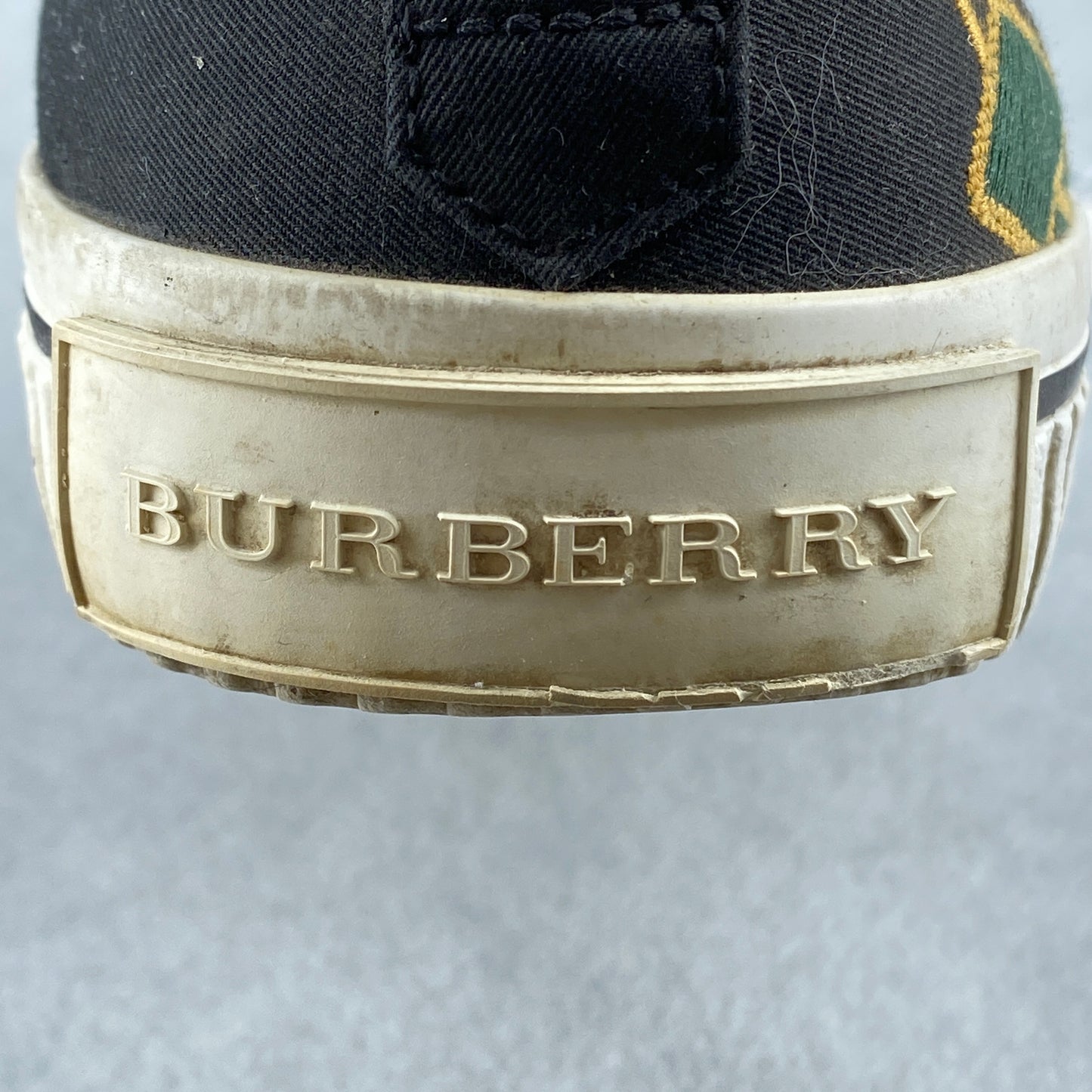 Burberry Unisex  Black Grey Crest Embroidery High Top Sneakers Size 38
