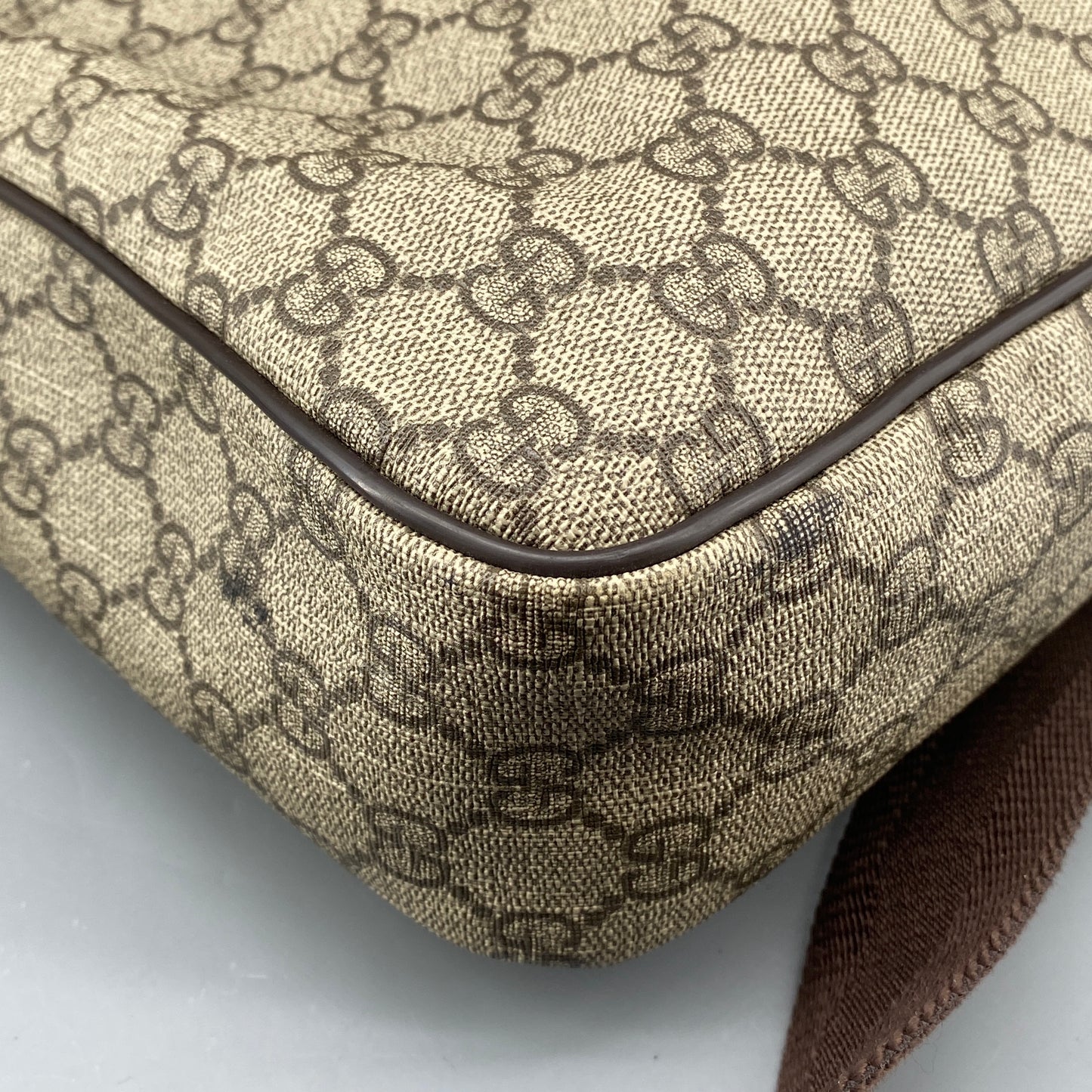 Gucci Beige GG Canvas Vertical Messenger Crossbody Bag