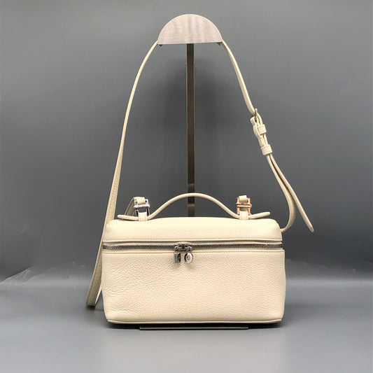 Loro Piana Extra Pocket L19 Bag cream