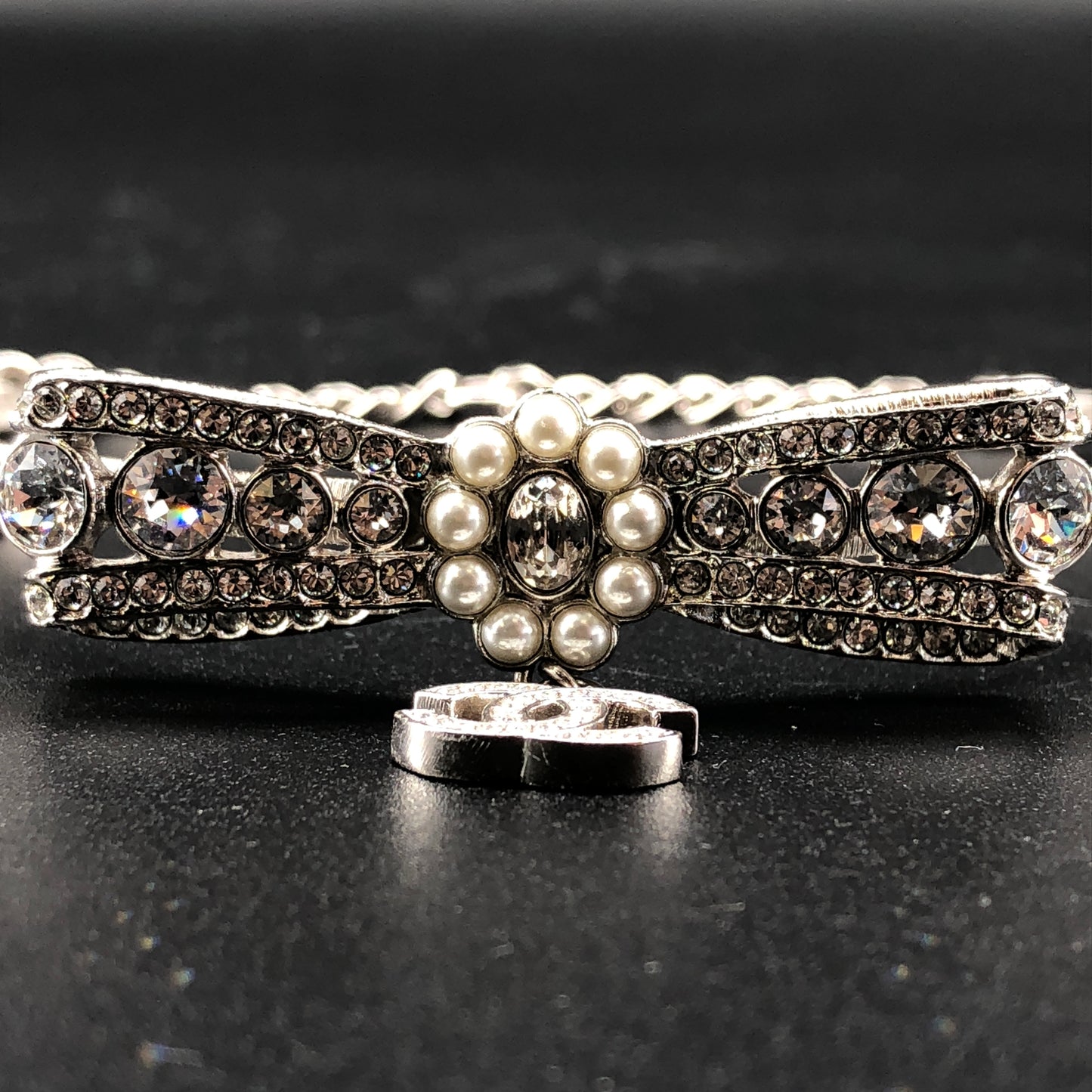 Chanel 2023 Silver-Tone Crystal Bow Choker Necklace