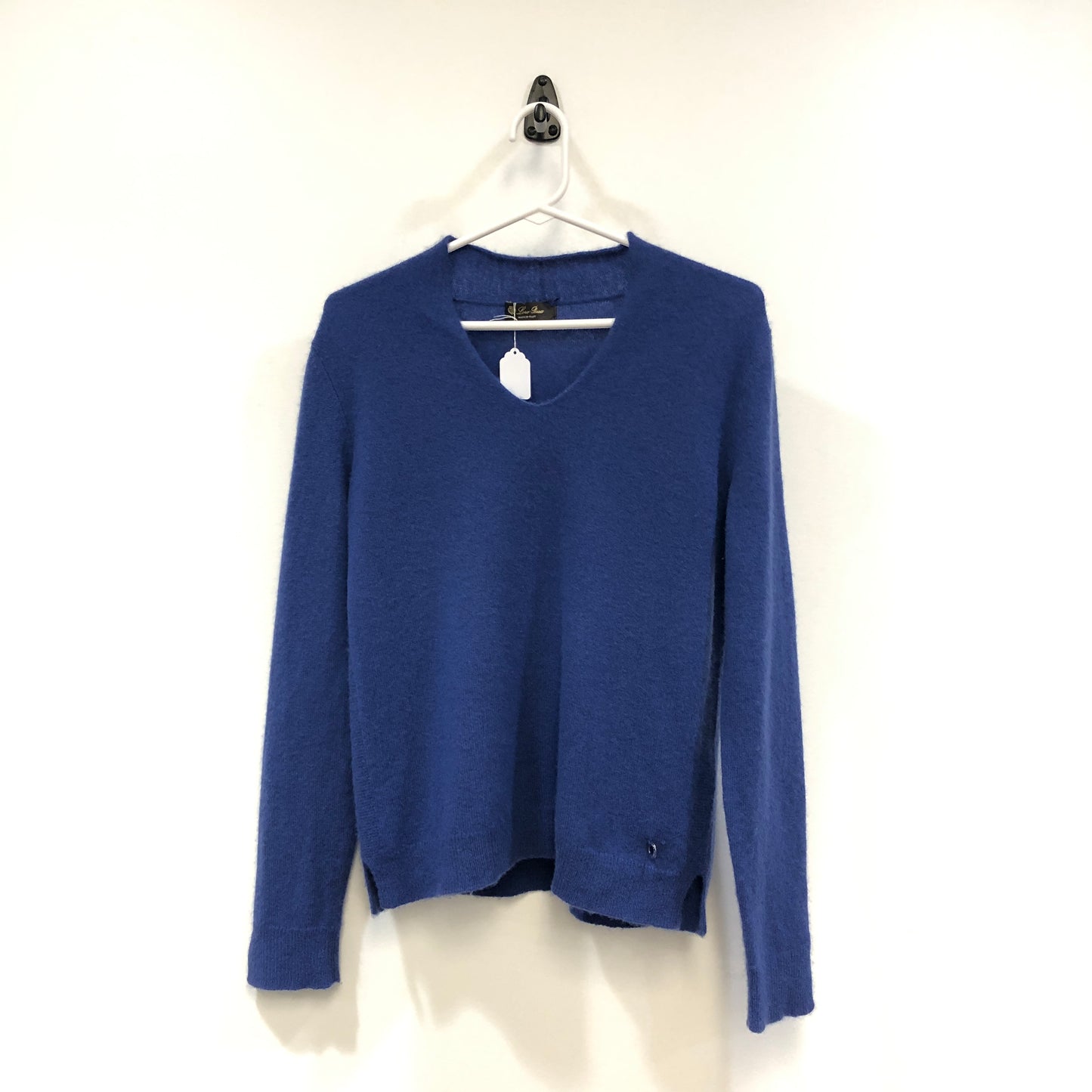 Loro Piana Periwinkle V-Neck Knit Sweater size 42