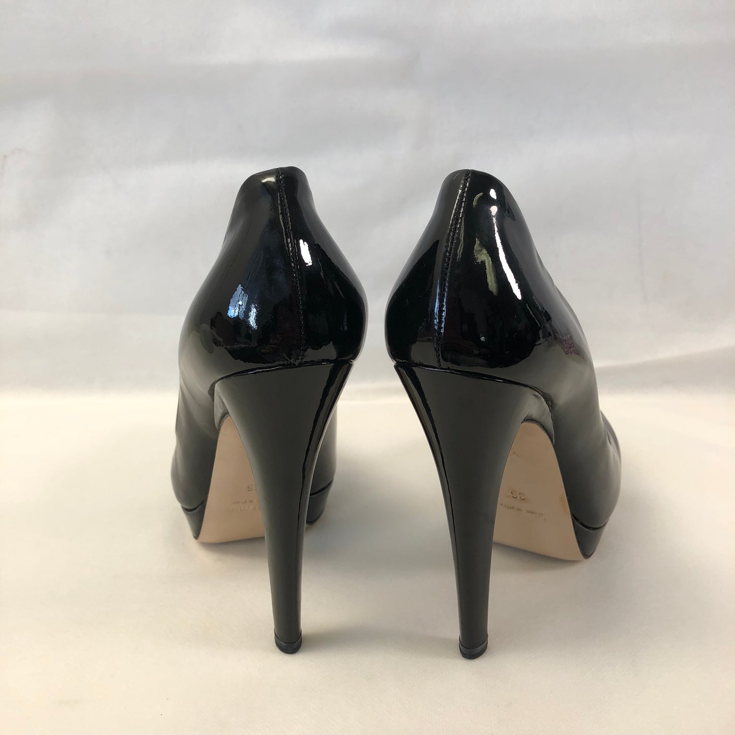 Miu Miu Patent Leather Platform Pump Shoes Size 36 Black Women