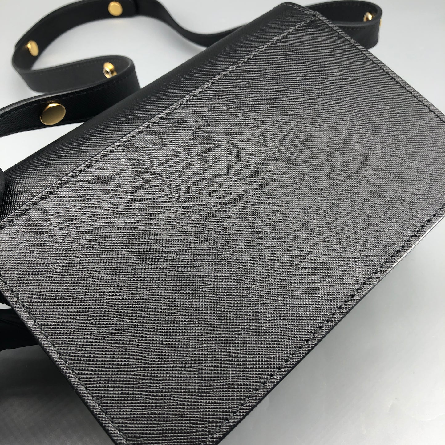 Marni Two-Tone Leather Trunk Shoulder Bag Black/Dark Green