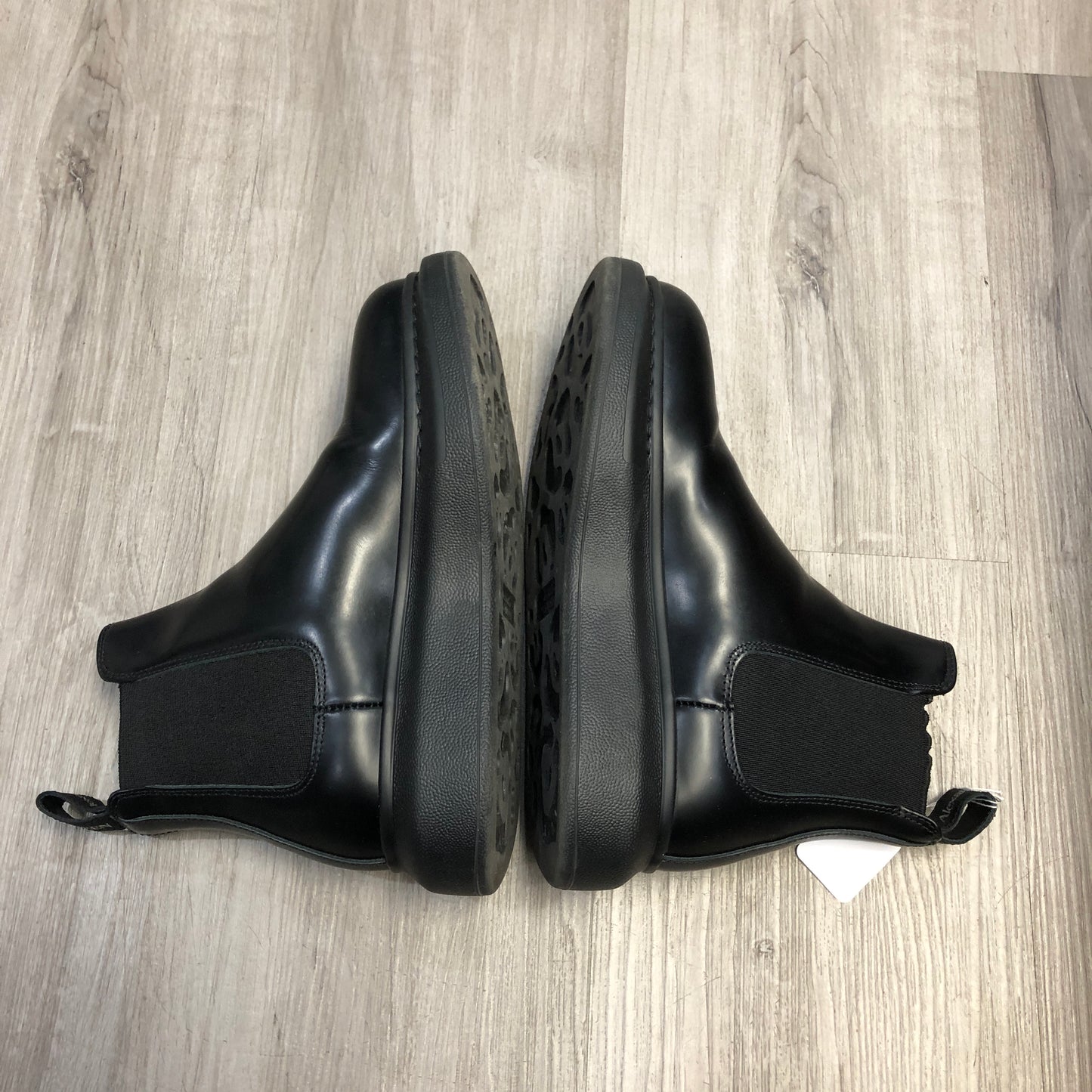 Alexander McQueen Women's Black Leather Chelsea Boots Size 35