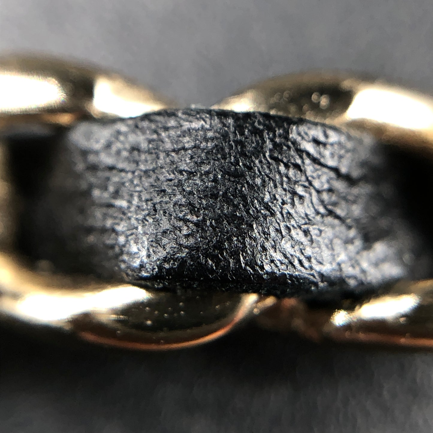 Chanel 2018 Vintage Gold Chain Oval Brooch