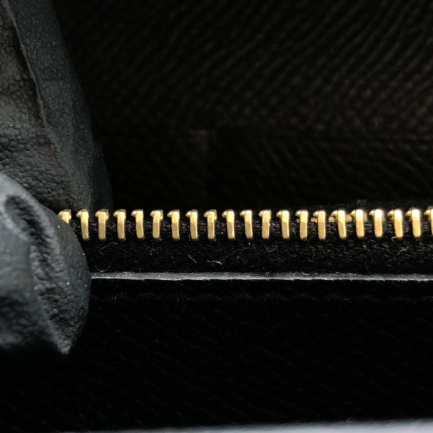 Hermes Kelly To Go Epsom 2022 Black and Gold hardware