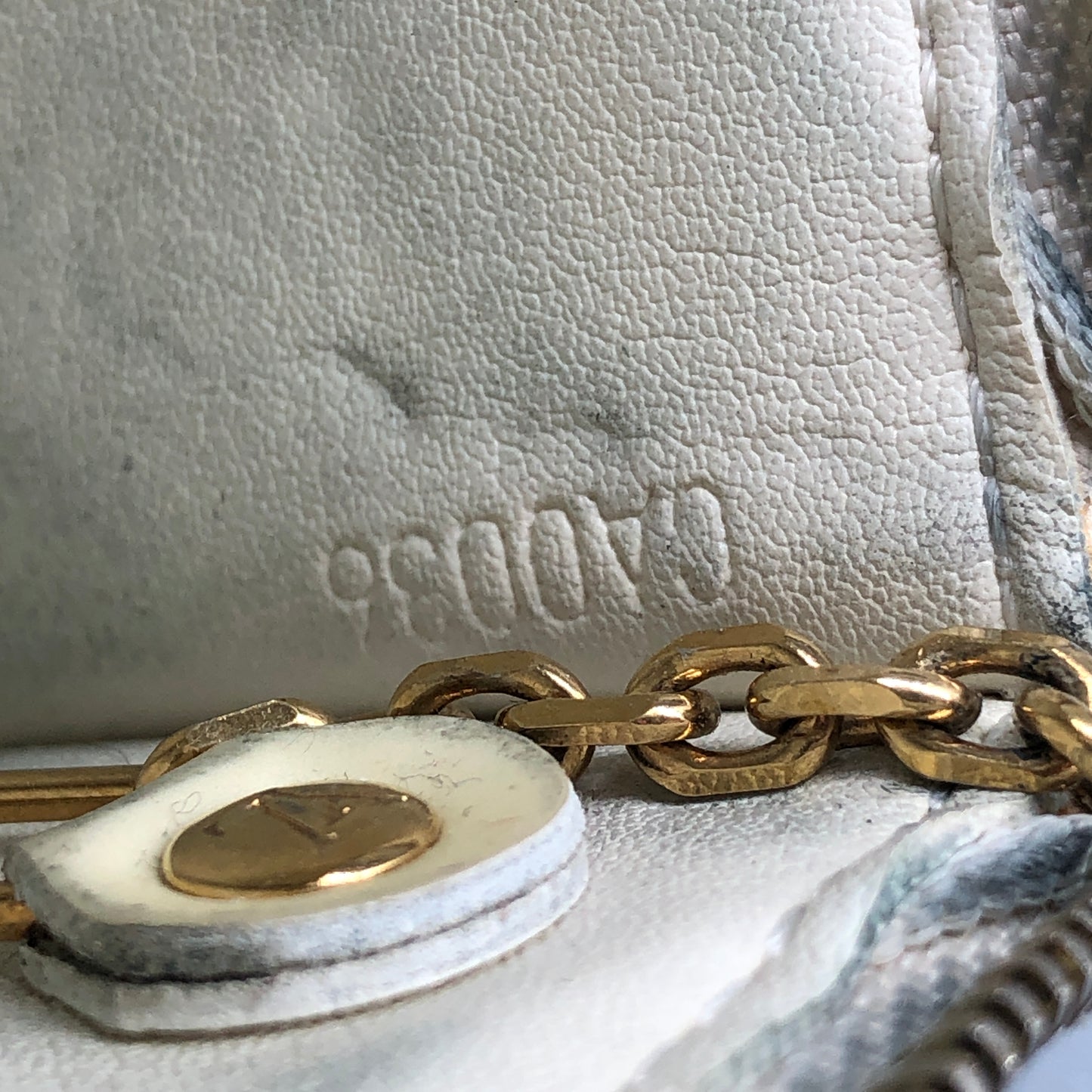 Louis Vuitton Monogram Vernis Patent Leather Zip Card Coin Pouch Cream