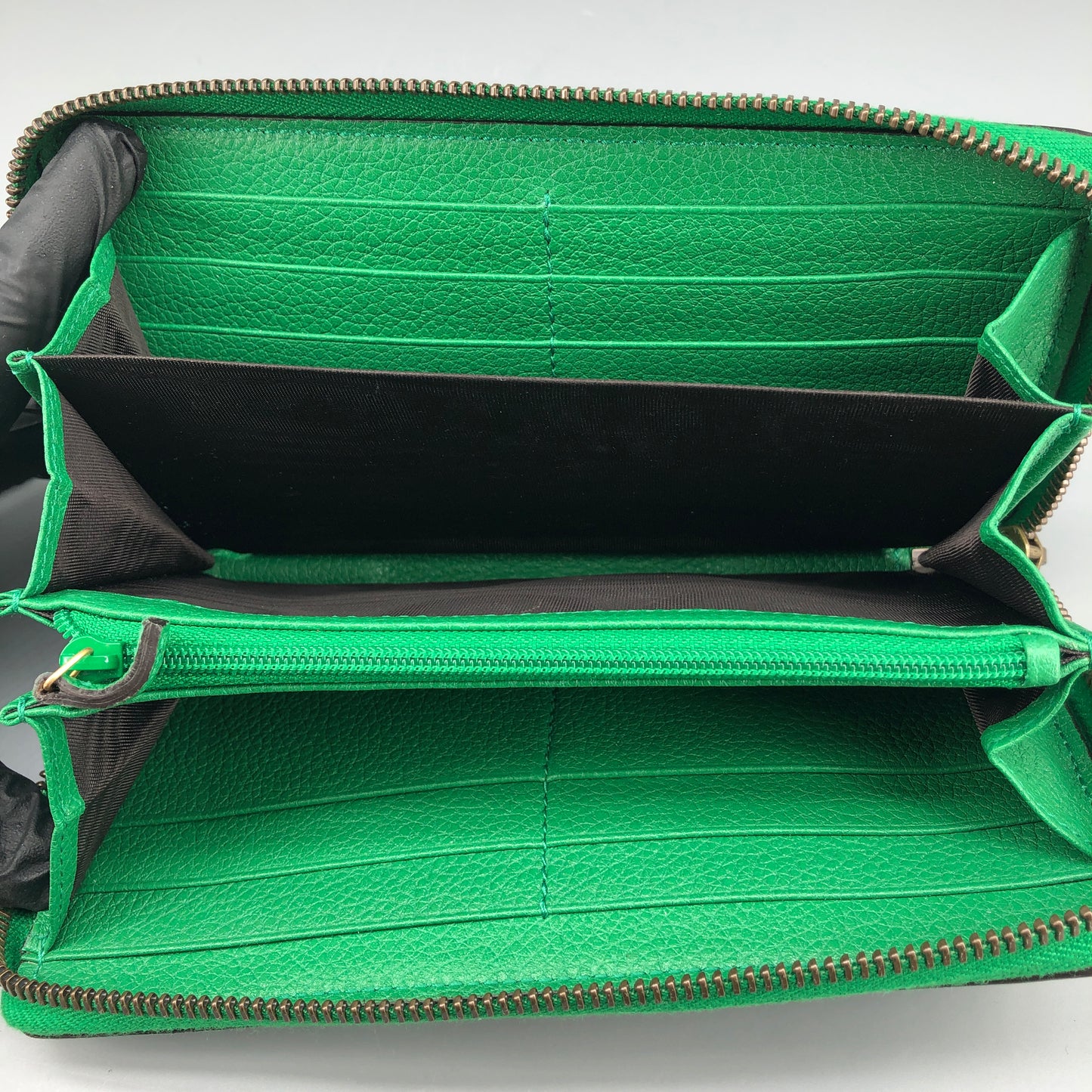 Gucci Green Grain Leather Full Zip Around Long Wallet
