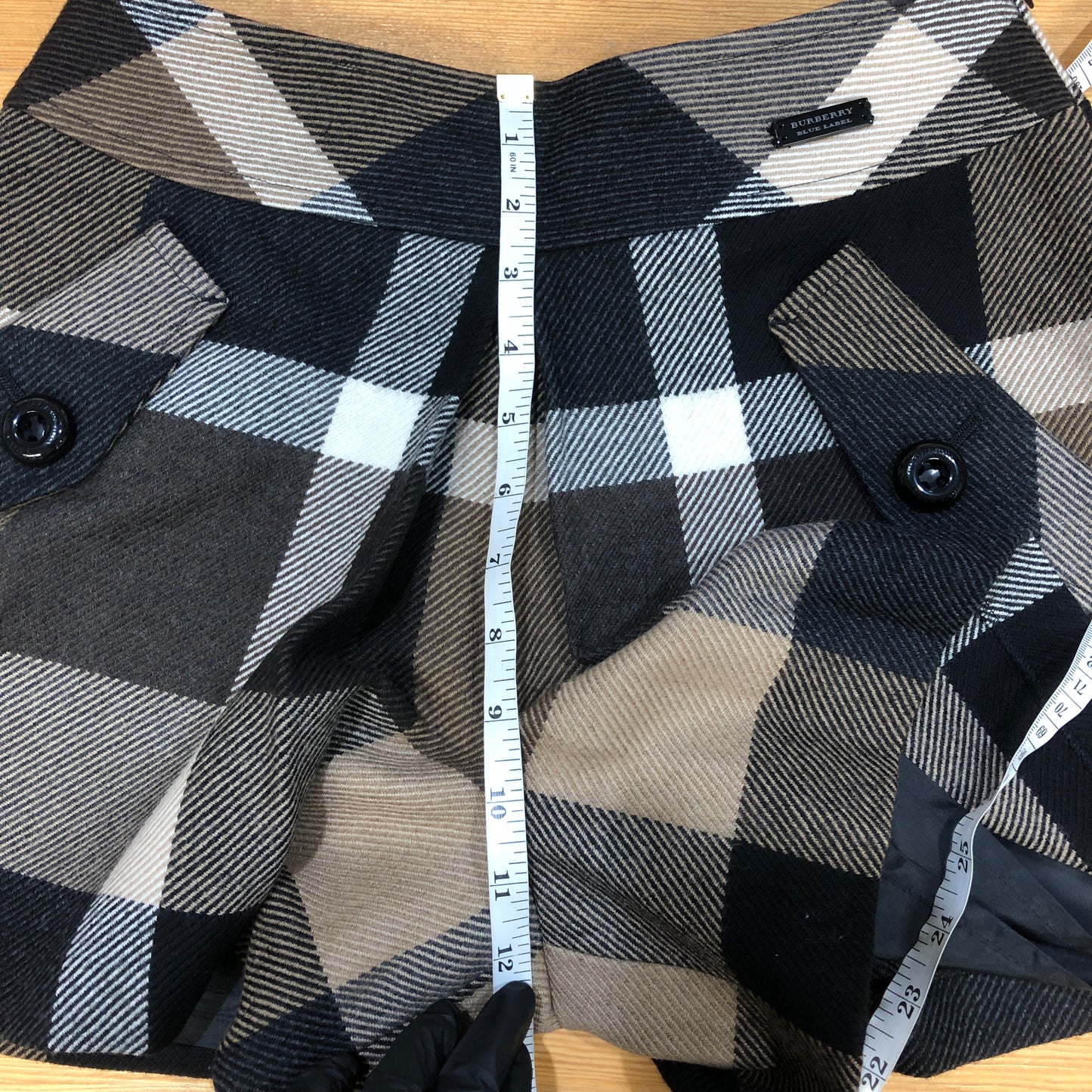 Burberry Blue Label Vintage Check Wool Pleated Shorts Size 38 Black/White/Brown