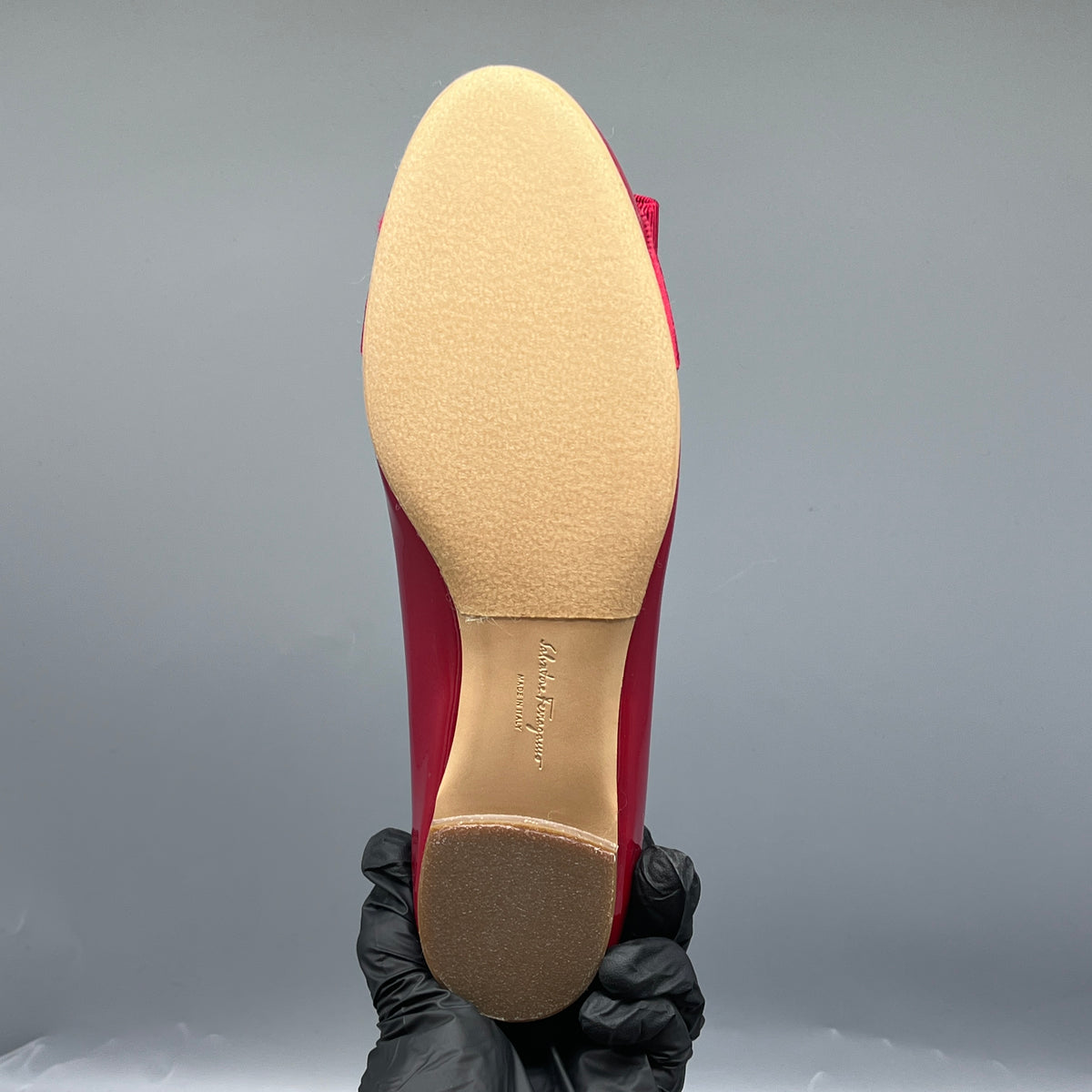 Ferragamo Red Patent Leather Vara Bow Flat Shoes US size 6.5