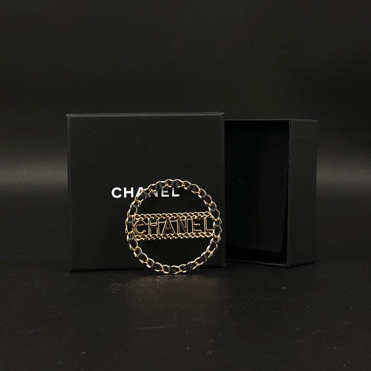 Chanel 2018 Vintage Gold Chain Oval Brooch