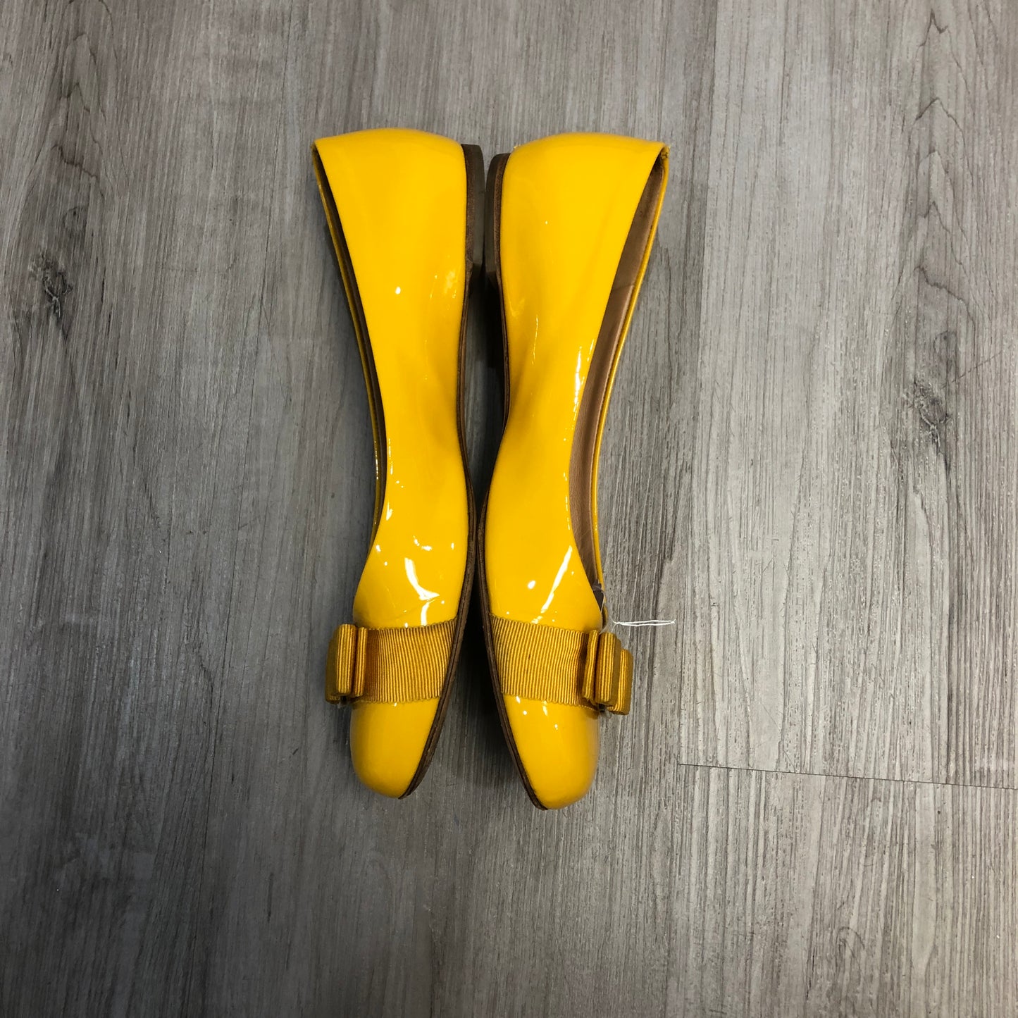 Ferragamo Women's Yellow Vara Bow Ballet Flats Size 7