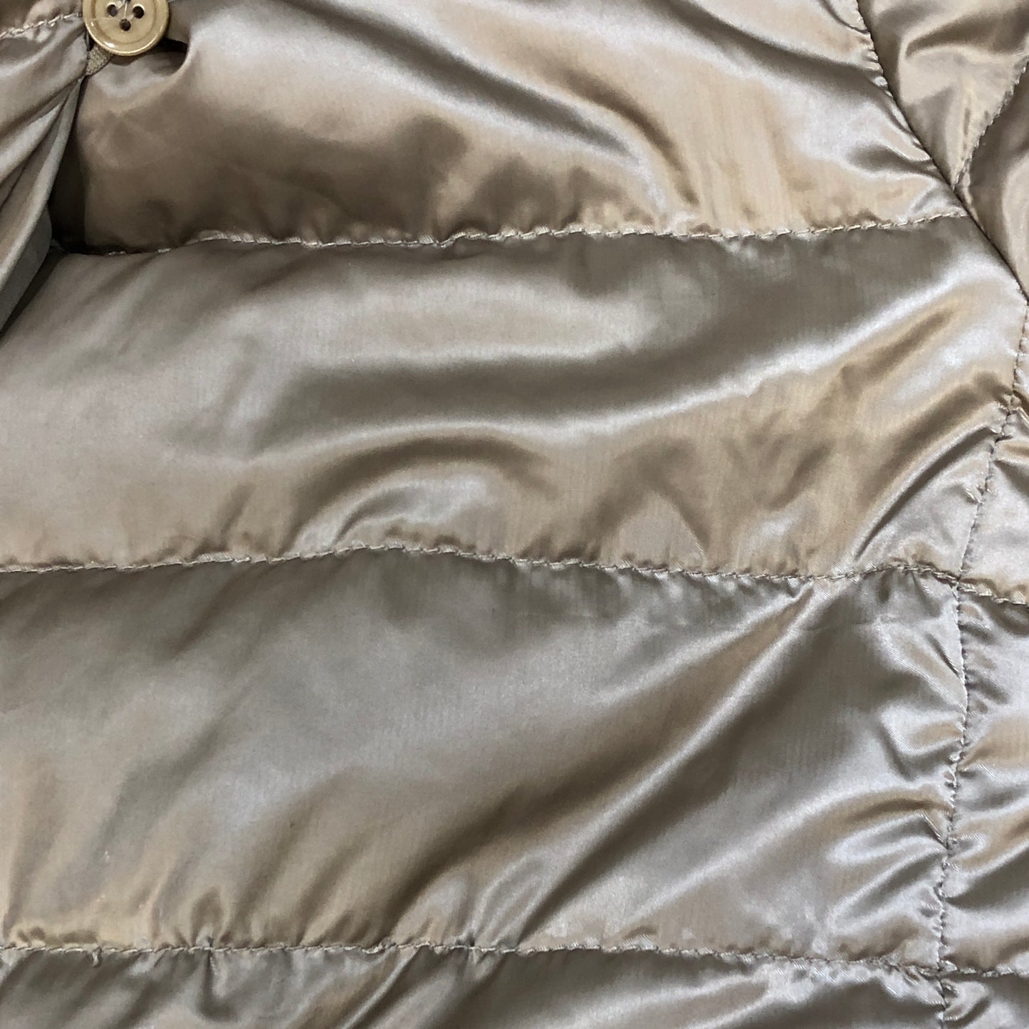 ‘S Max Mara Beige Lightweight Hooded Belted Down Mid-Length Coat Size 2