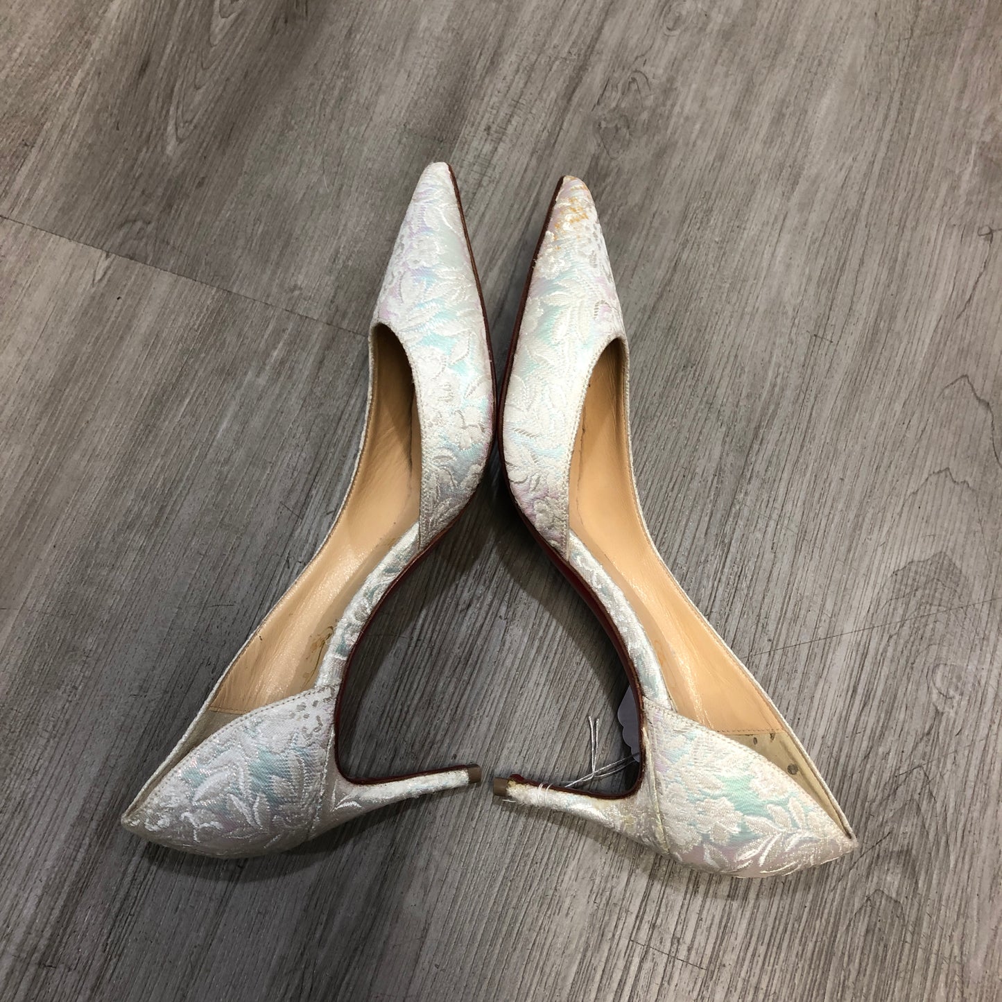 Christian Louboutin Women's Iridescent Lace Pointed Toe Stiletto Pumps Shoes 36 Ivory